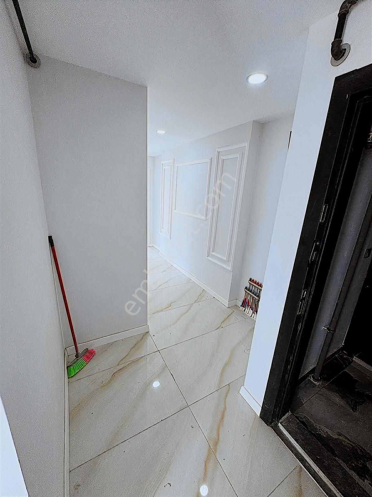 Küçükçekmece Fatih Mahallesi 2+1 Klimalı Satılık Daire - Görsel 17