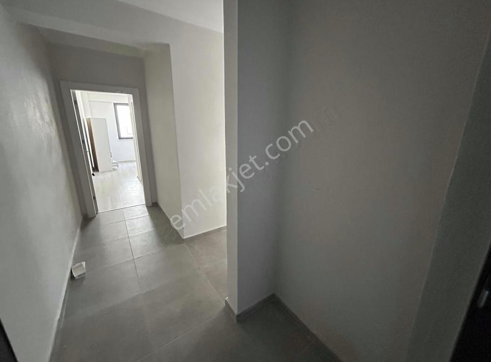 Gizemli Emlaktan Kiralık 2+1 Ebeveyn Banyolu Daire - Görsel 12