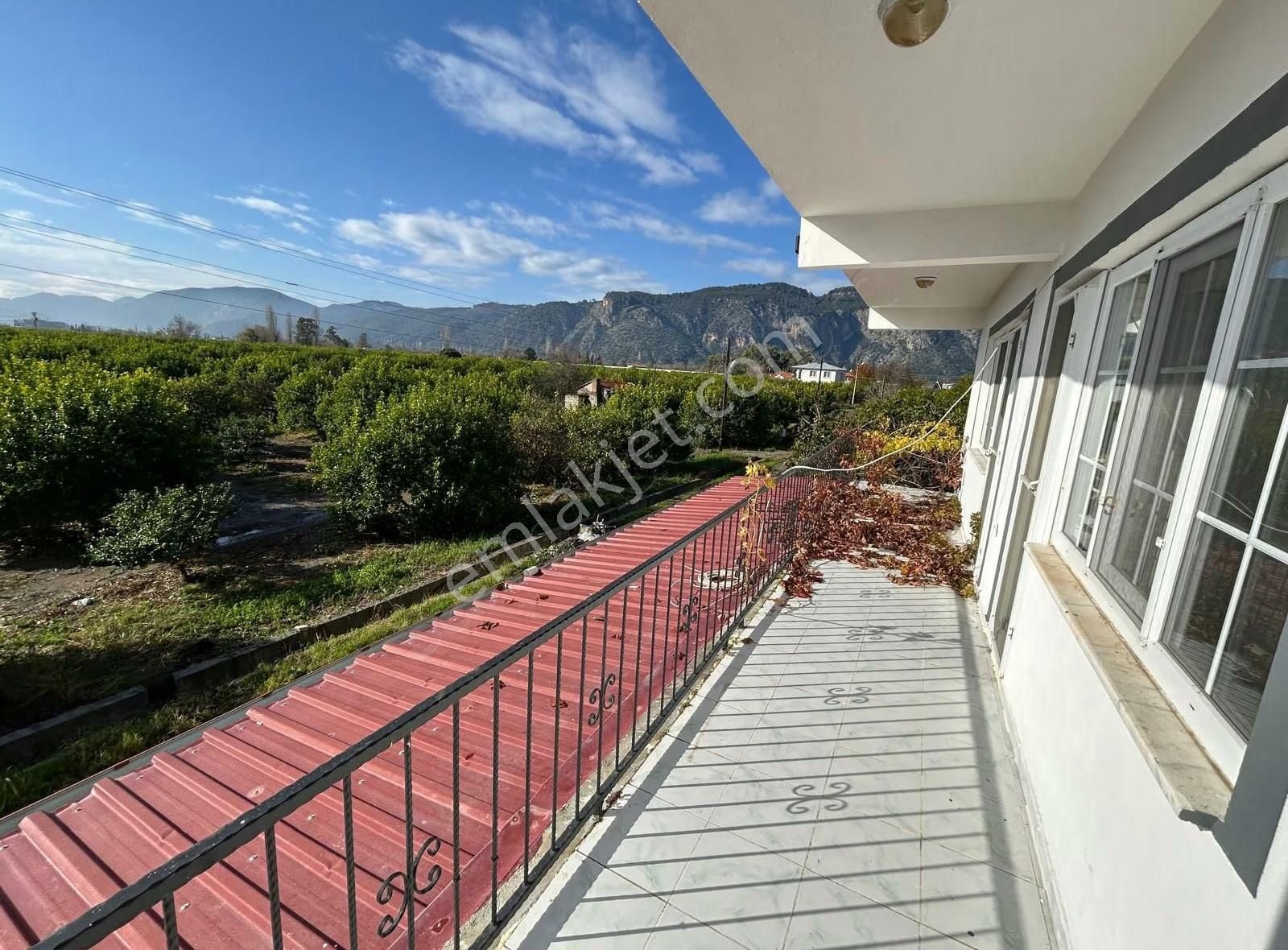 Gizemli Emlak Dan Kiralık 2+1 Boş Daire