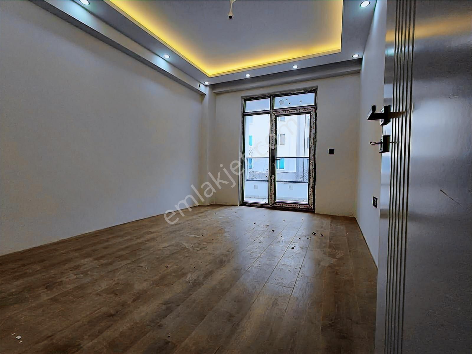 Ömerağa Mah Tramvay Yakını Ebeveyn Banyolu Sıfır 2+1 Daire Zm-16 - Görsel 21