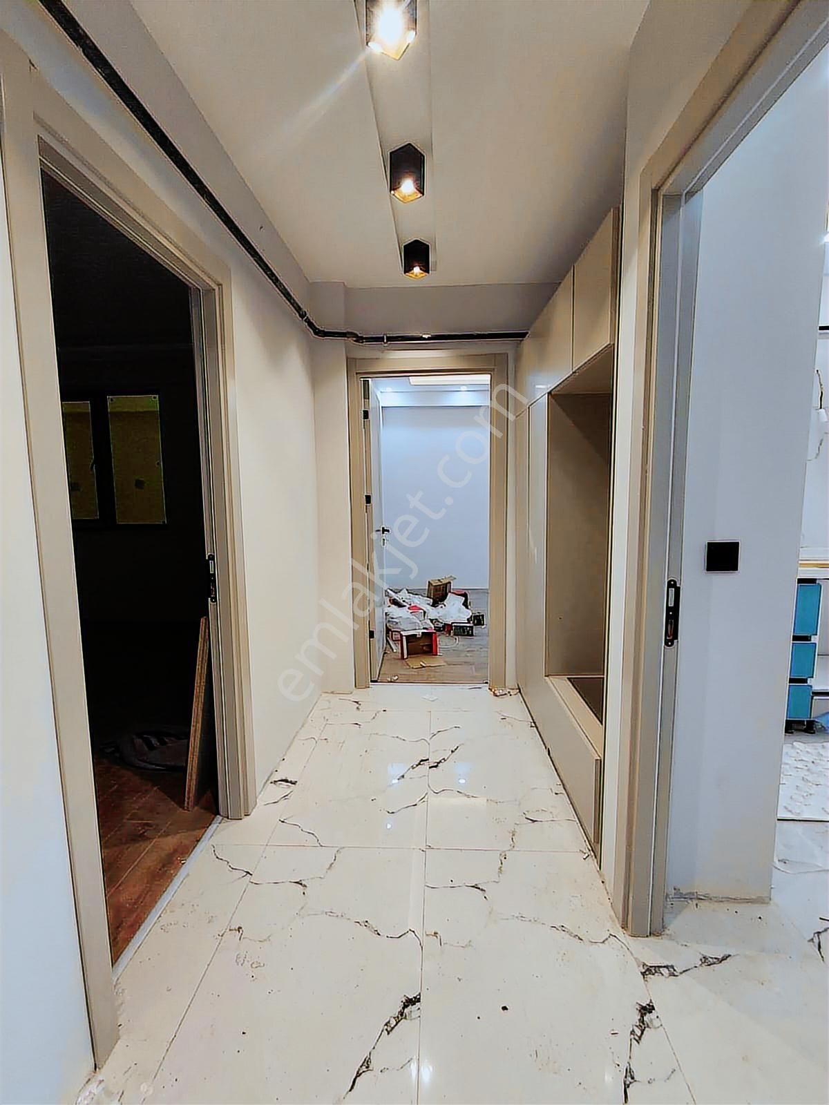 Ömerağa Mah Tramvay Yakını Ebeveyn Banyolu Sıfır 2+1 Daire Zm-16 - Görsel 18