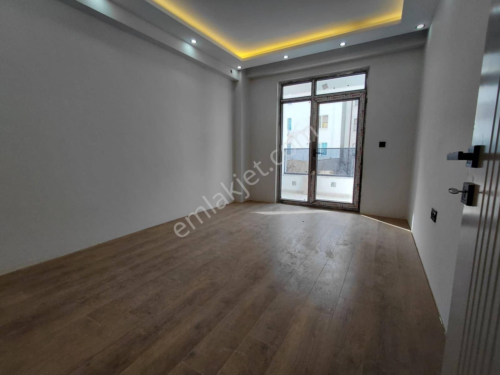 Ömerağa Mah Tramvay Yakını Ebeveyn Banyolu Sıfır 2+1 Daire Zm-16 - Görsel 20