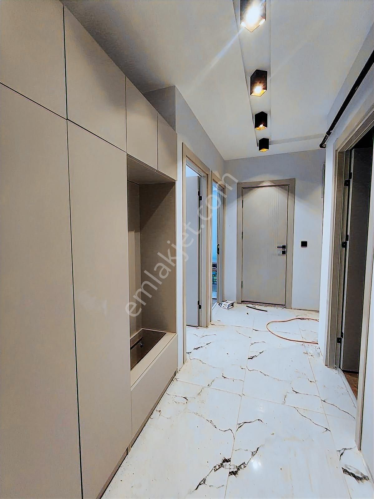 Ömerağa Mah Tramvay Yakını Ebeveyn Banyolu Sıfır 2+1 Daire Zm-16 - Görsel 14