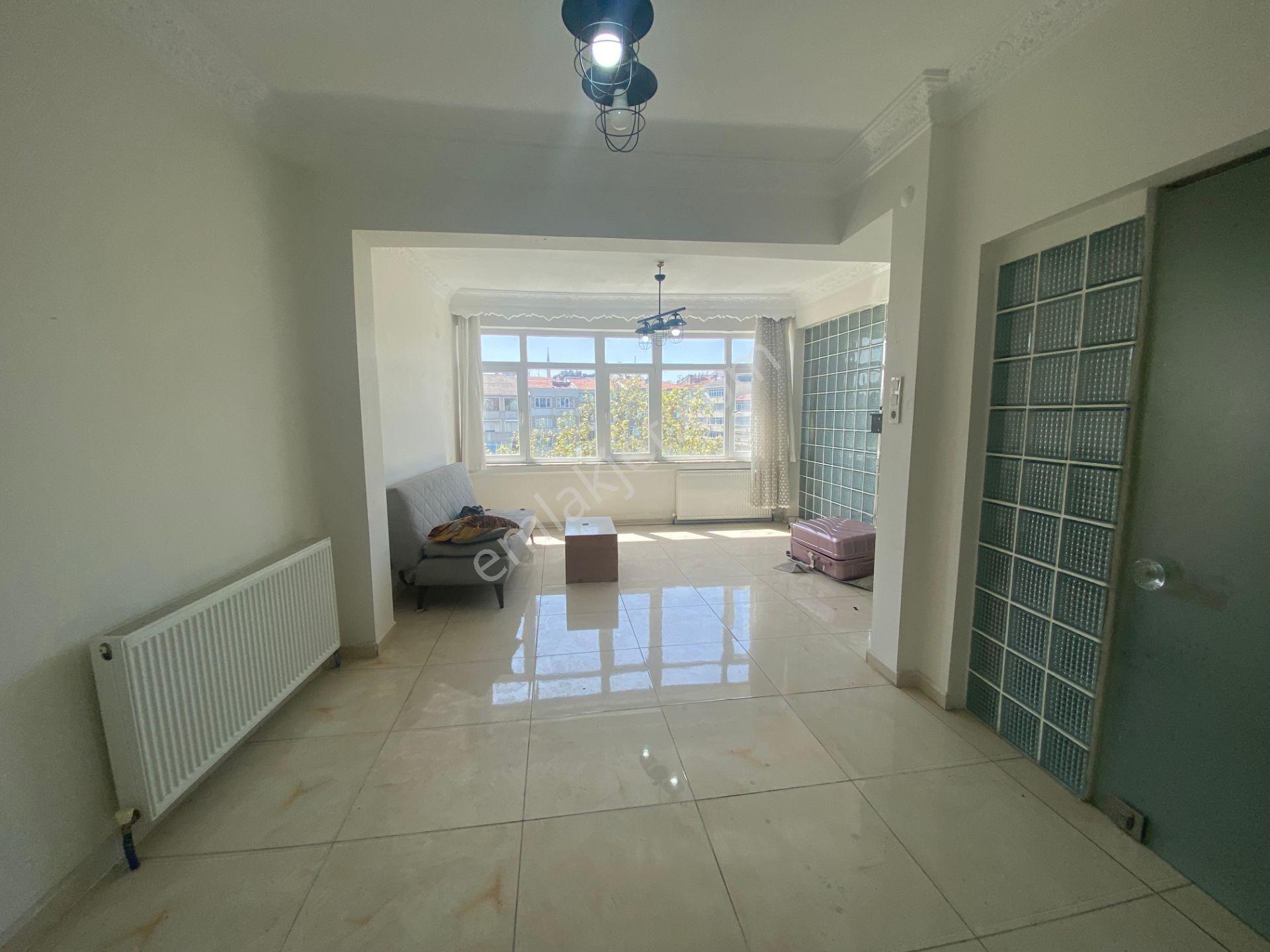 Avrupa Emlak Tan Fındıkzade,mola Gürani Mh Millet Cadesi Üzeri 150 M² 5+1 6.kat,asansörlü,kat Tapulu