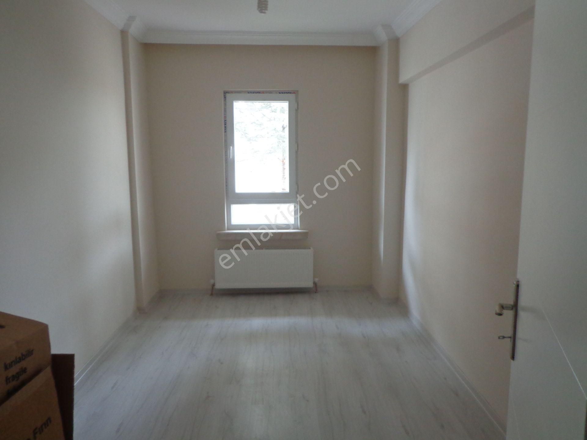 Huzur Mah.yüksek Giriş Yapılı Masrafsız Daire 68m2 - Görsel 3