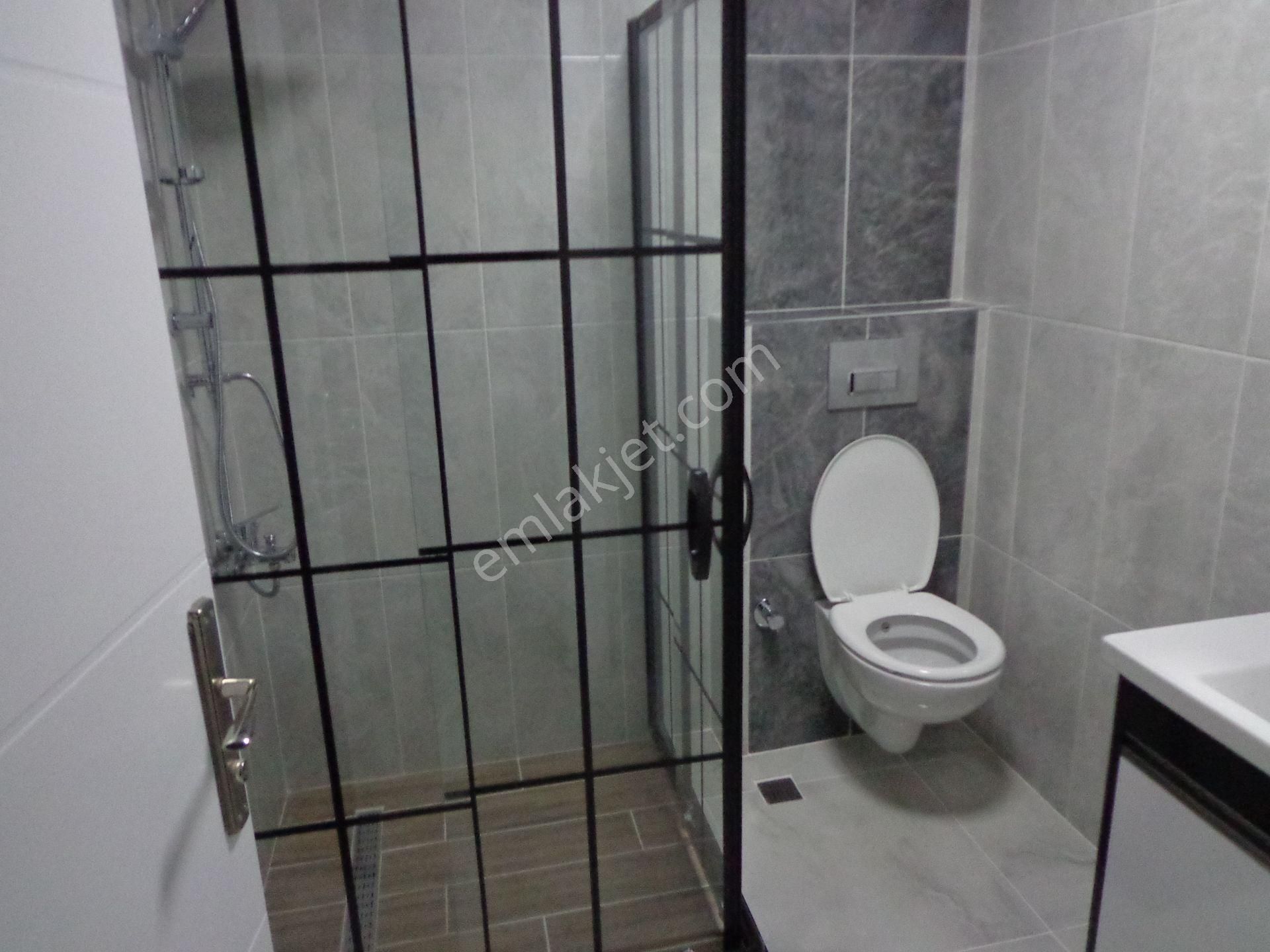 Huzur Mah.yüksek Giriş Yapılı Masrafsız Daire 68m2 - Görsel 11