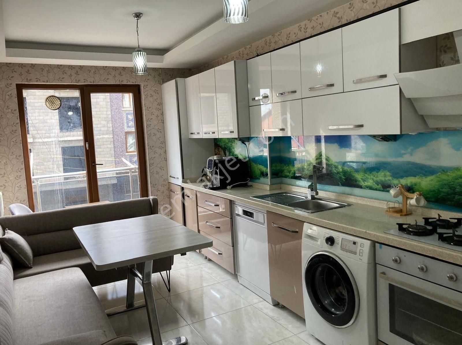 Çarşı Mahallesinde Yenimahalle Metro Yakını Ful Yapılı İskanlı