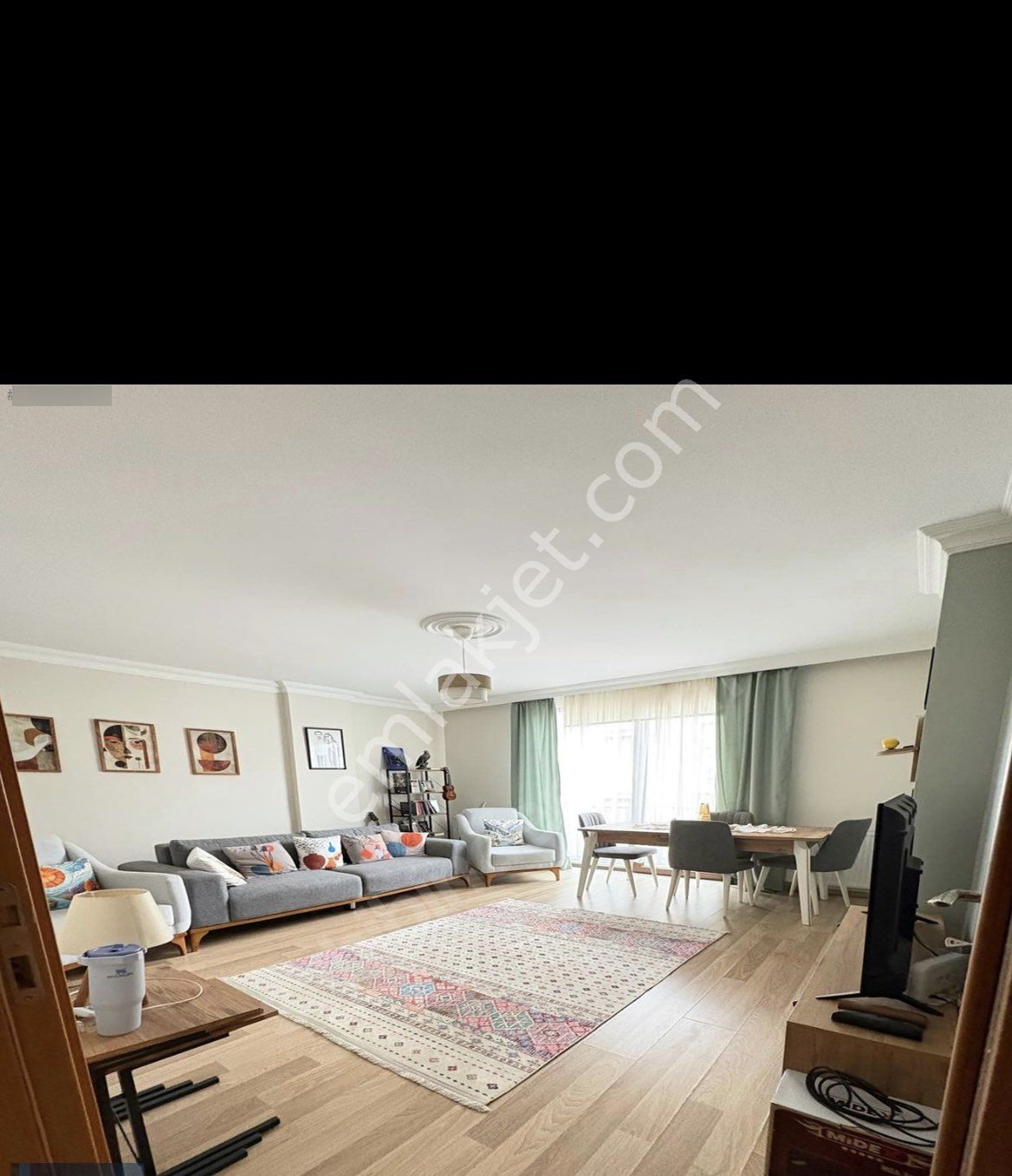 Aydınlı Bahcelerde Satılık Acil Daire