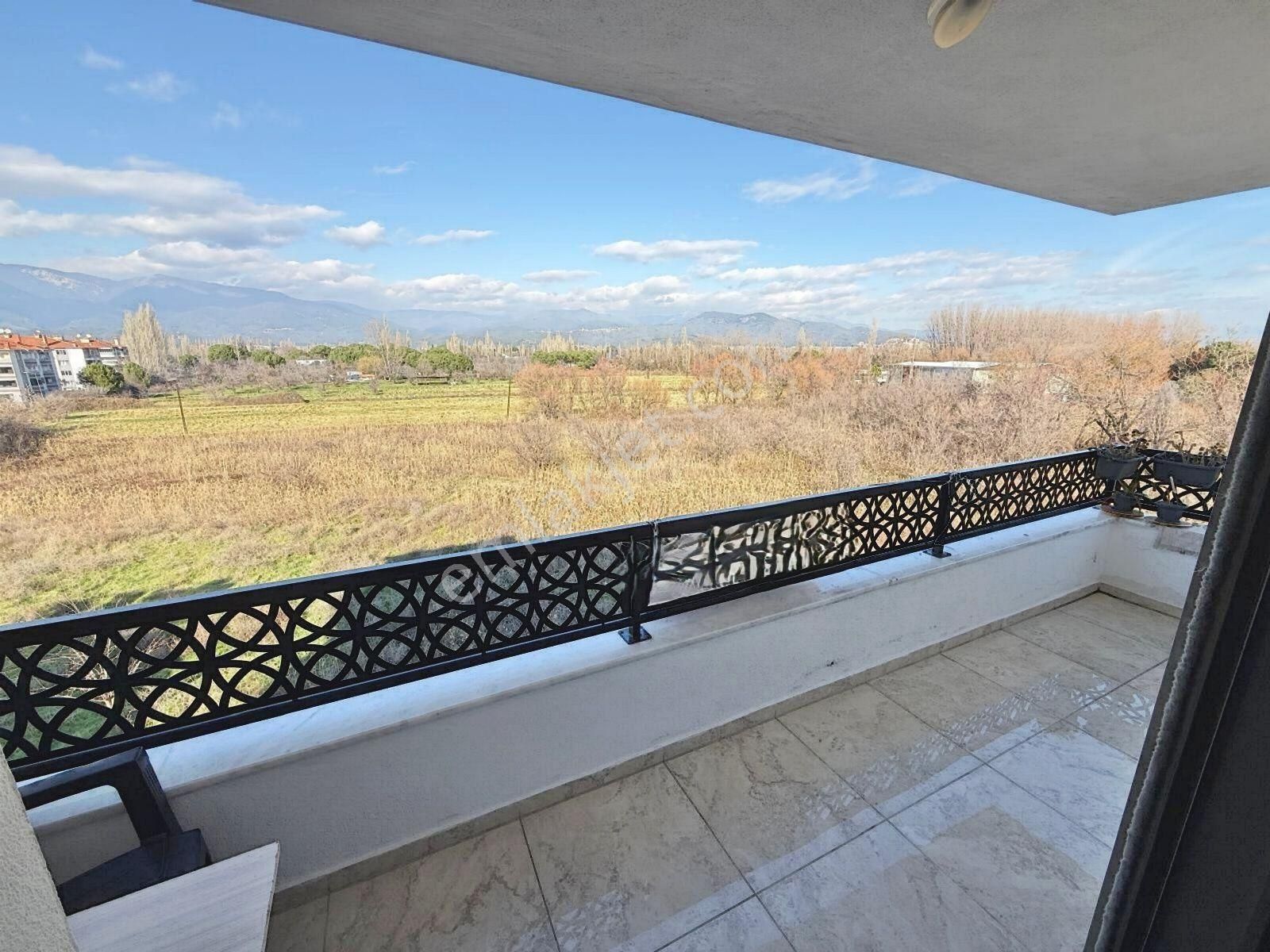 💥 Güç Gayrimenkul'den Akçay'da Ayrı Mutfak Doğa Manzaralı Ebeveynli 2+1 Daire - Görsel 32