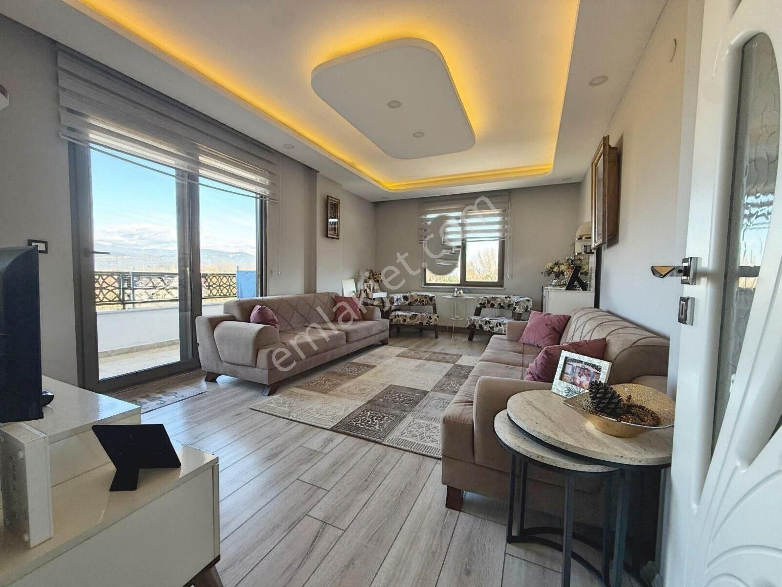 💥 Güç Gayrimenkul'den Akçay'da Ayrı Mutfak Doğa Manzaralı Ebeveynli 2+1 Daire - Görsel 3