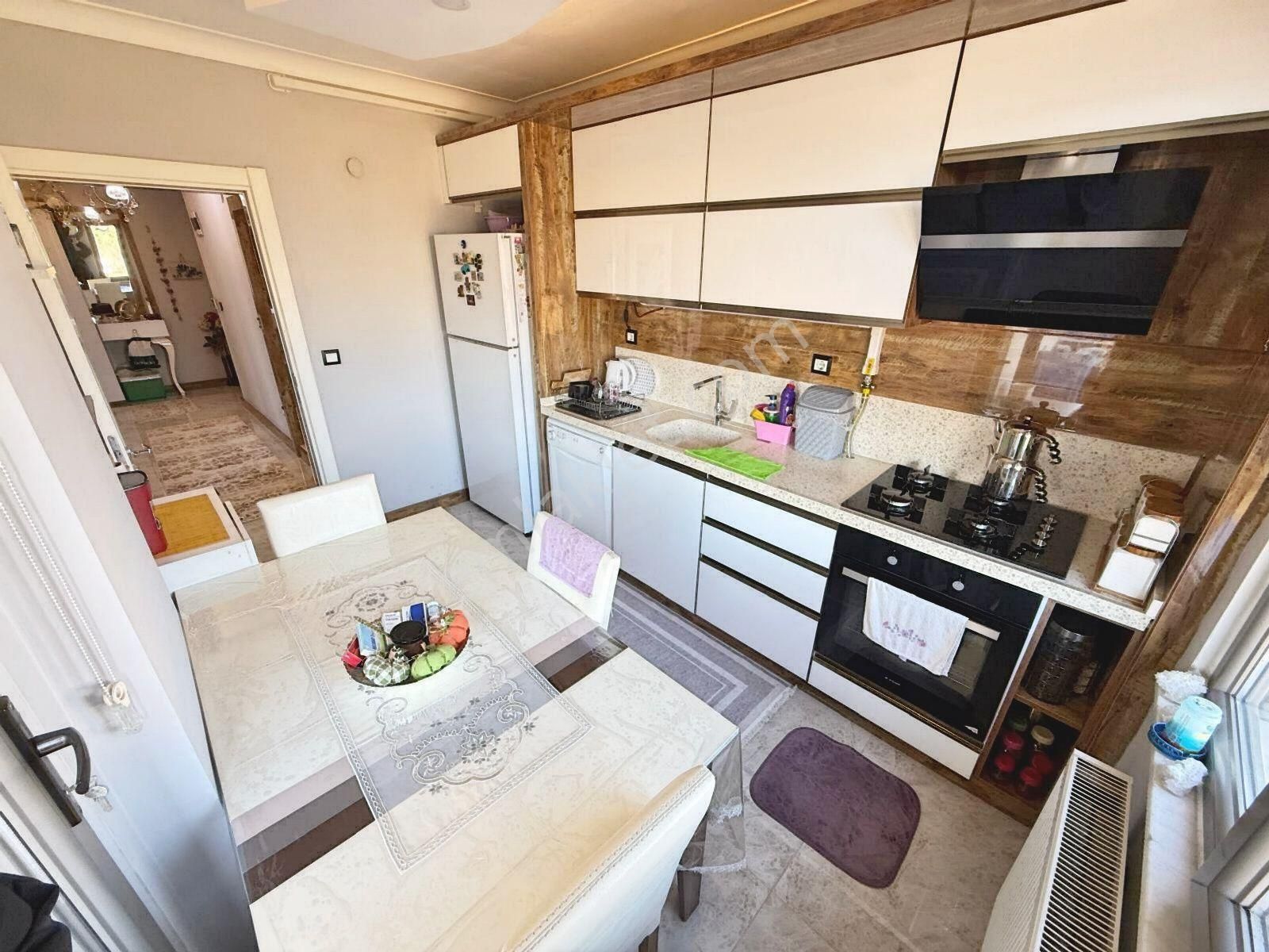 💥 Güç Gayrimenkul'den Akçay'da Ayrı Mutfak Doğa Manzaralı Ebeveynli 2+1 Daire - Görsel 12