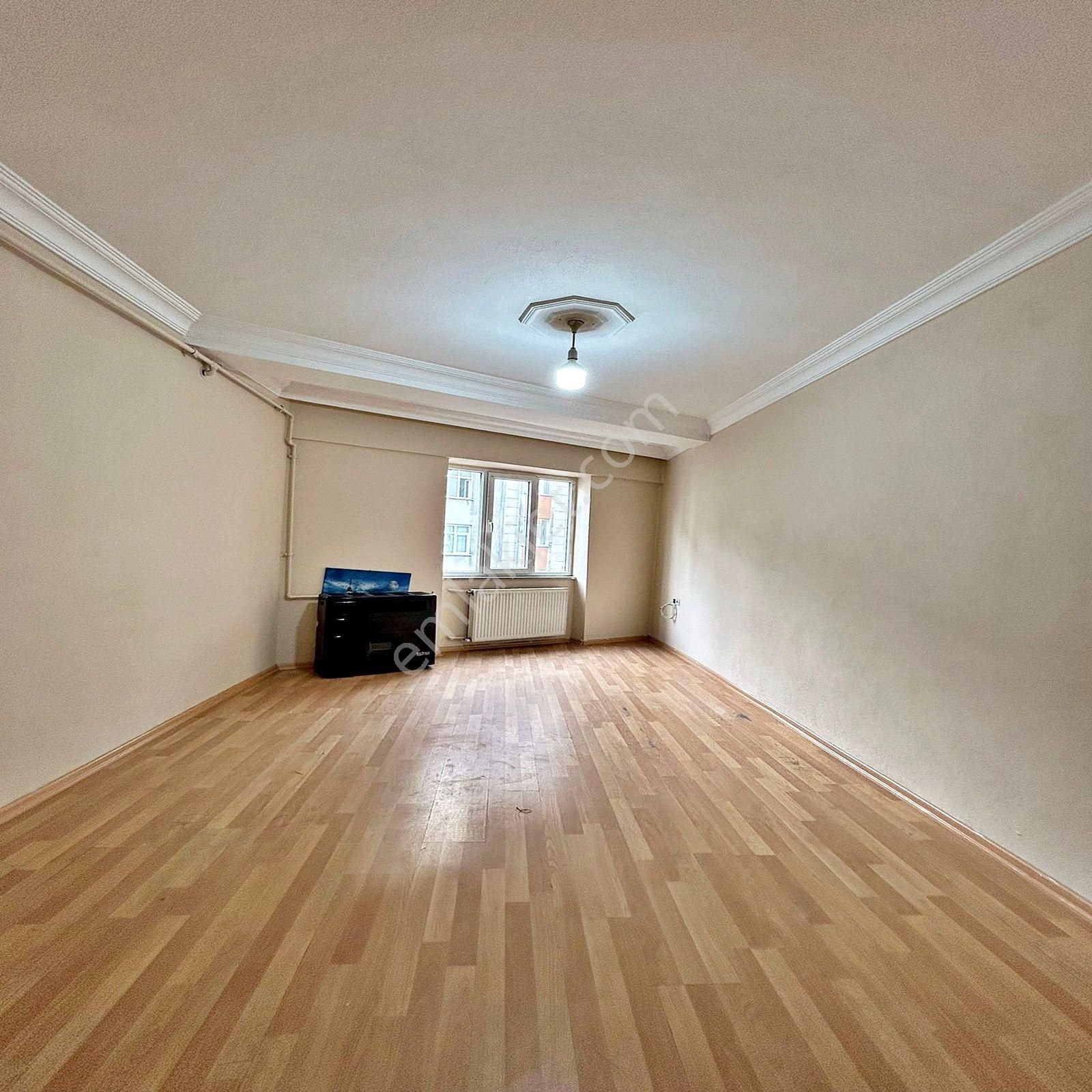 Pınar Mahallesinde Kiralık 2+1 Balkonlu Ara Kat Daire - Görsel 12