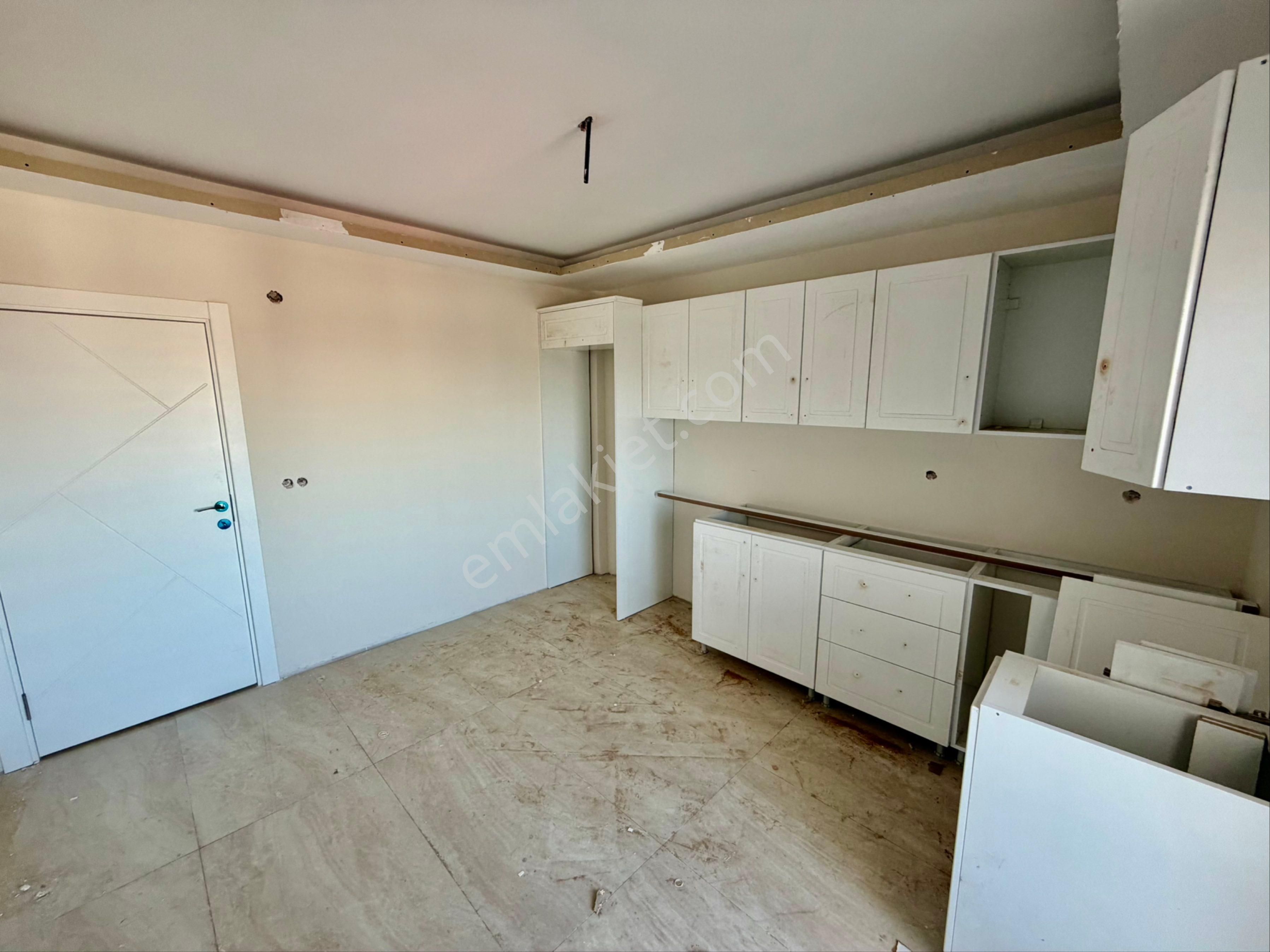 Evim-nur’dan Kalkancı Mh 3+1 180 M2 4.kat Deniz Manzaralı Ebeveyn Banyolu Kilerli Fırsat Daire - Görsel 8