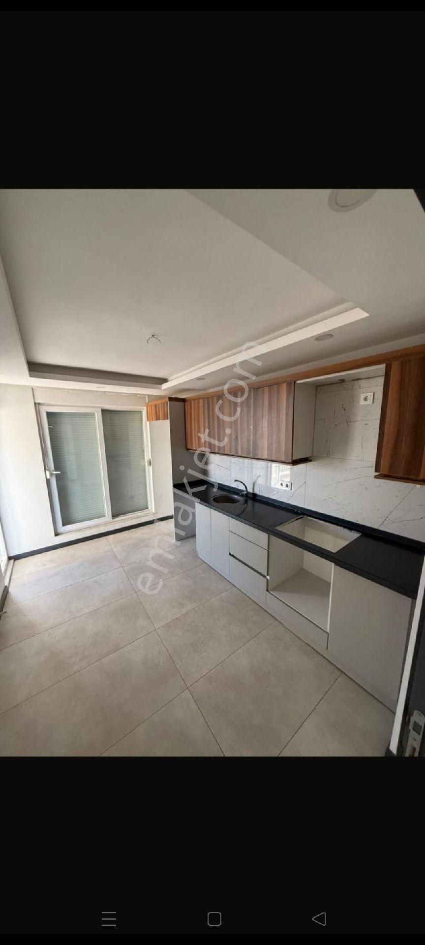 Şelale Mah 2+1 Katta Acil Satılık