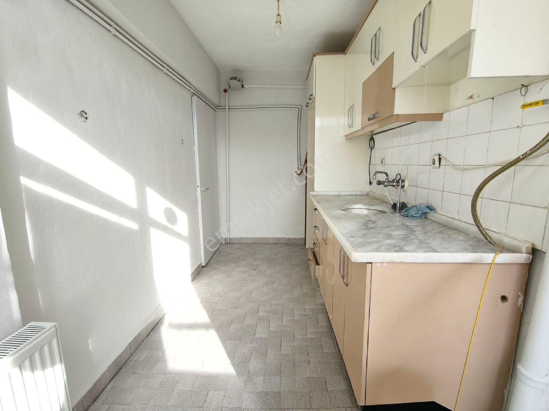 Pera'dan Çankaya Mah.göçmen Evlerinde Kiralık 2+1 Daire - Görsel 13