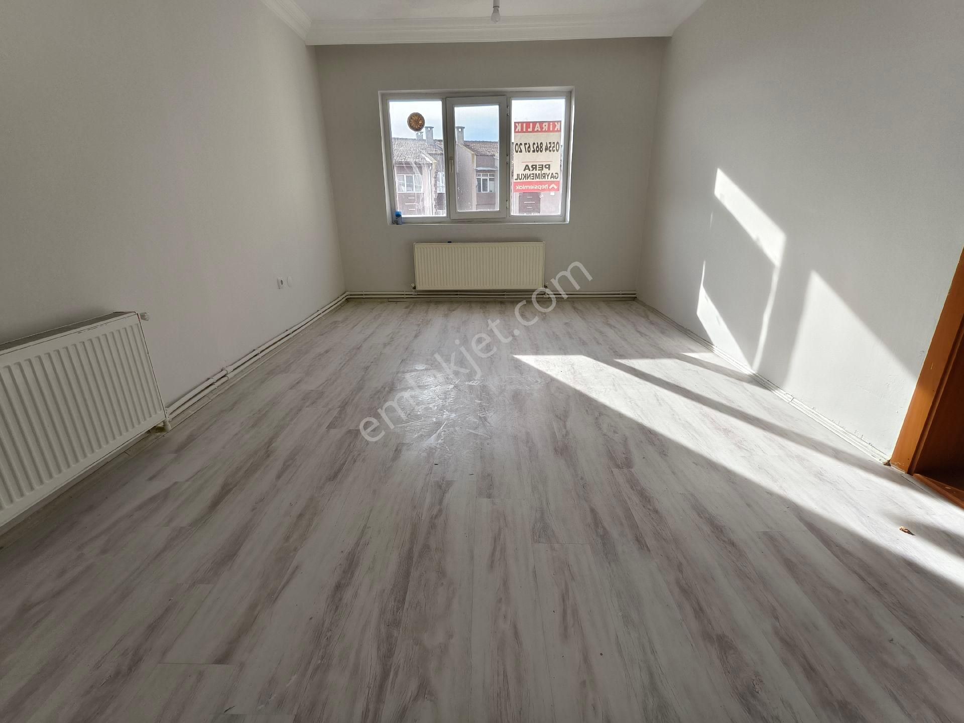 Pera'dan Çankaya Mah.göçmen Evlerinde Kiralık 2+1 Daire - Görsel 6