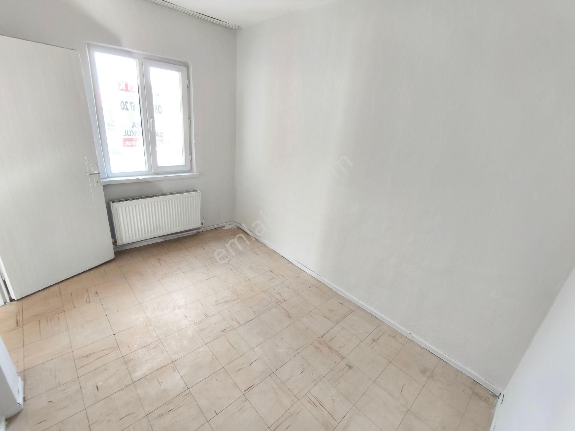 Pera'dan Çankaya Mah.göçmen Evlerinde Kiralık 2+1 Daire - Görsel 24