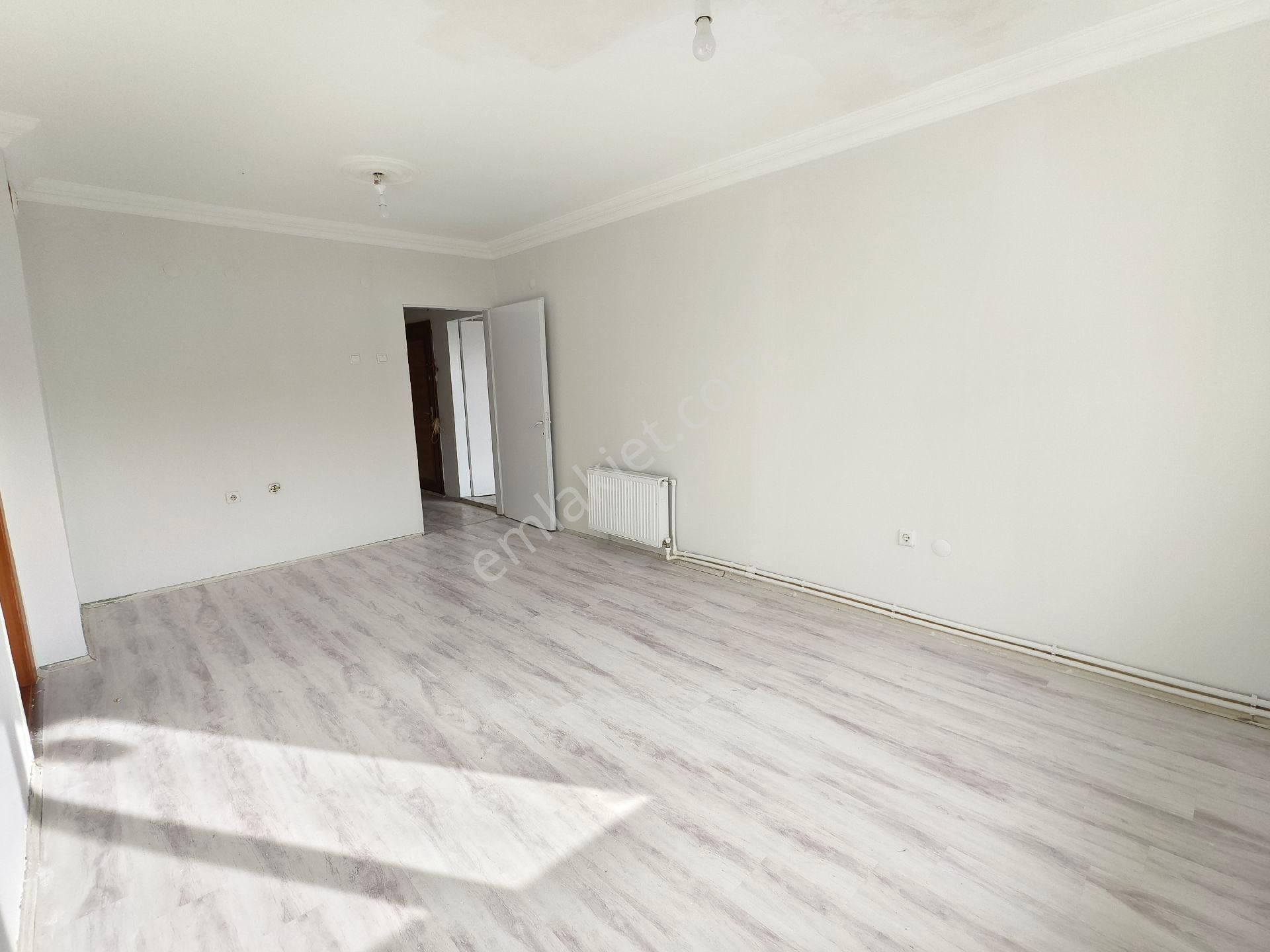 Pera'dan Çankaya Mah.göçmen Evlerinde Kiralık 2+1 Daire - Görsel 11