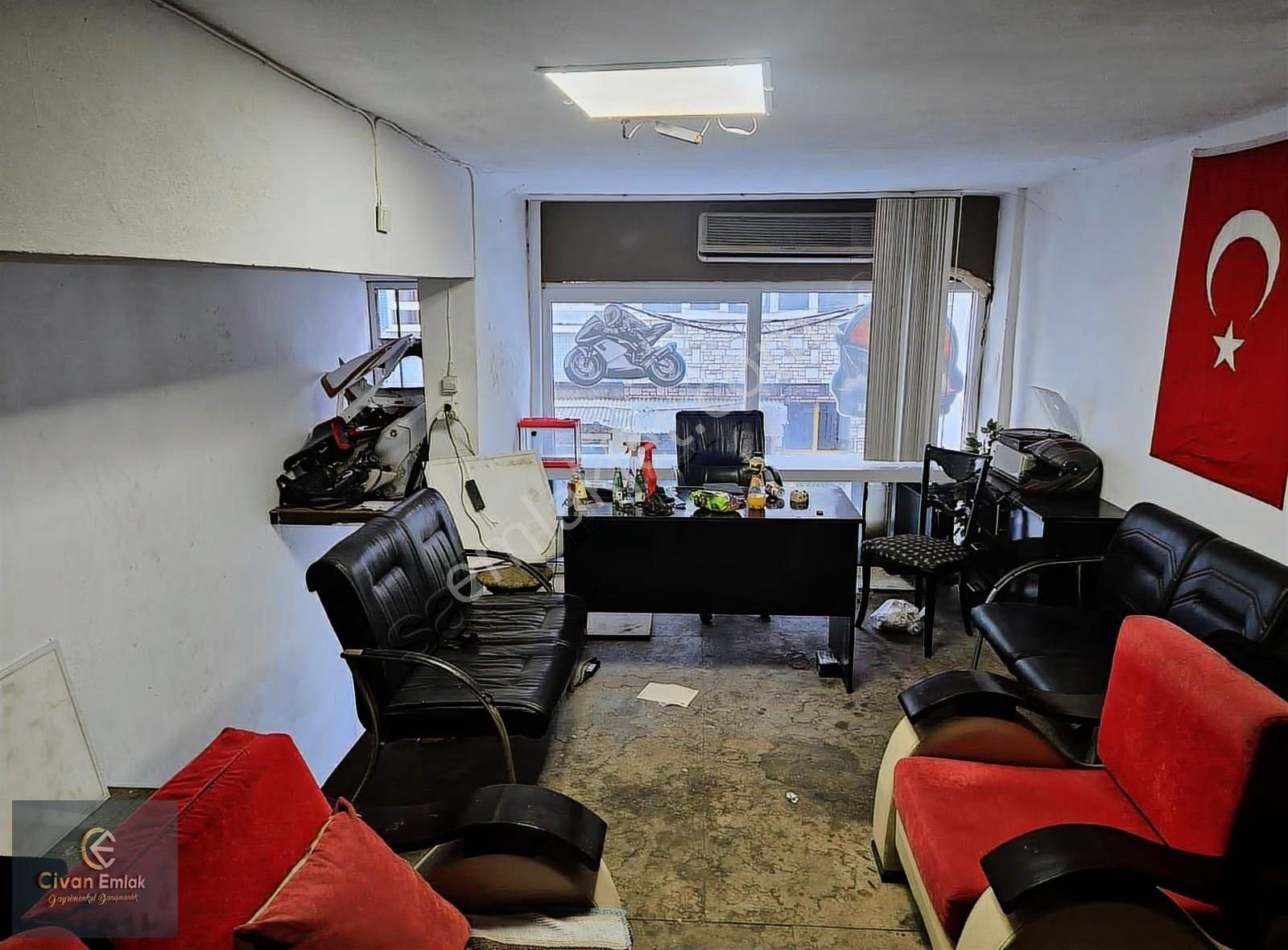 Civandan Şhel Mevkiinde Lise Caddesine 2. Binada Satılık Dükkan - Görsel 11