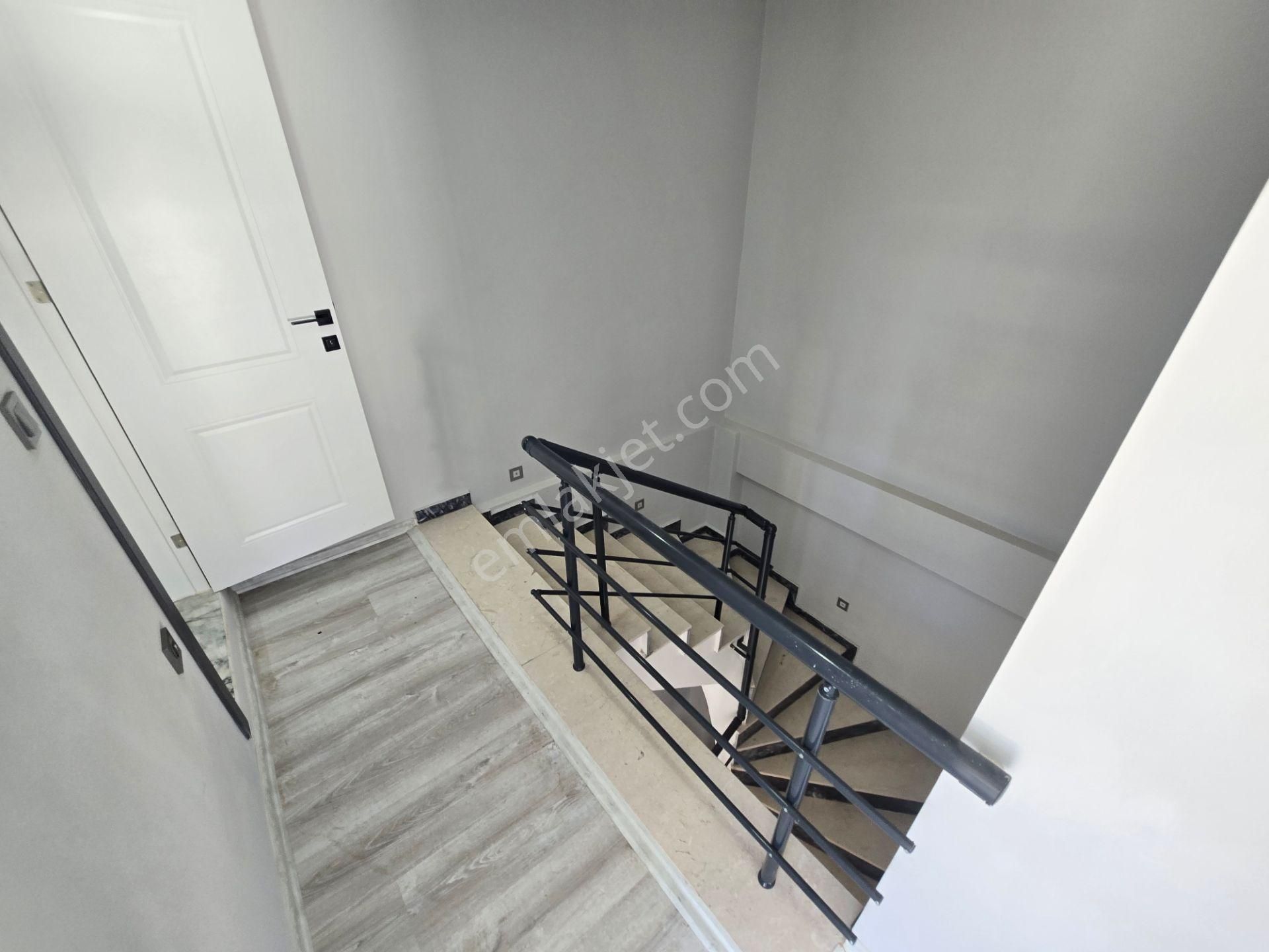 Didim Mavişehirde Satılık 3+1 Tripleks Yazlık Villa Tipi Ev - Görsel 15