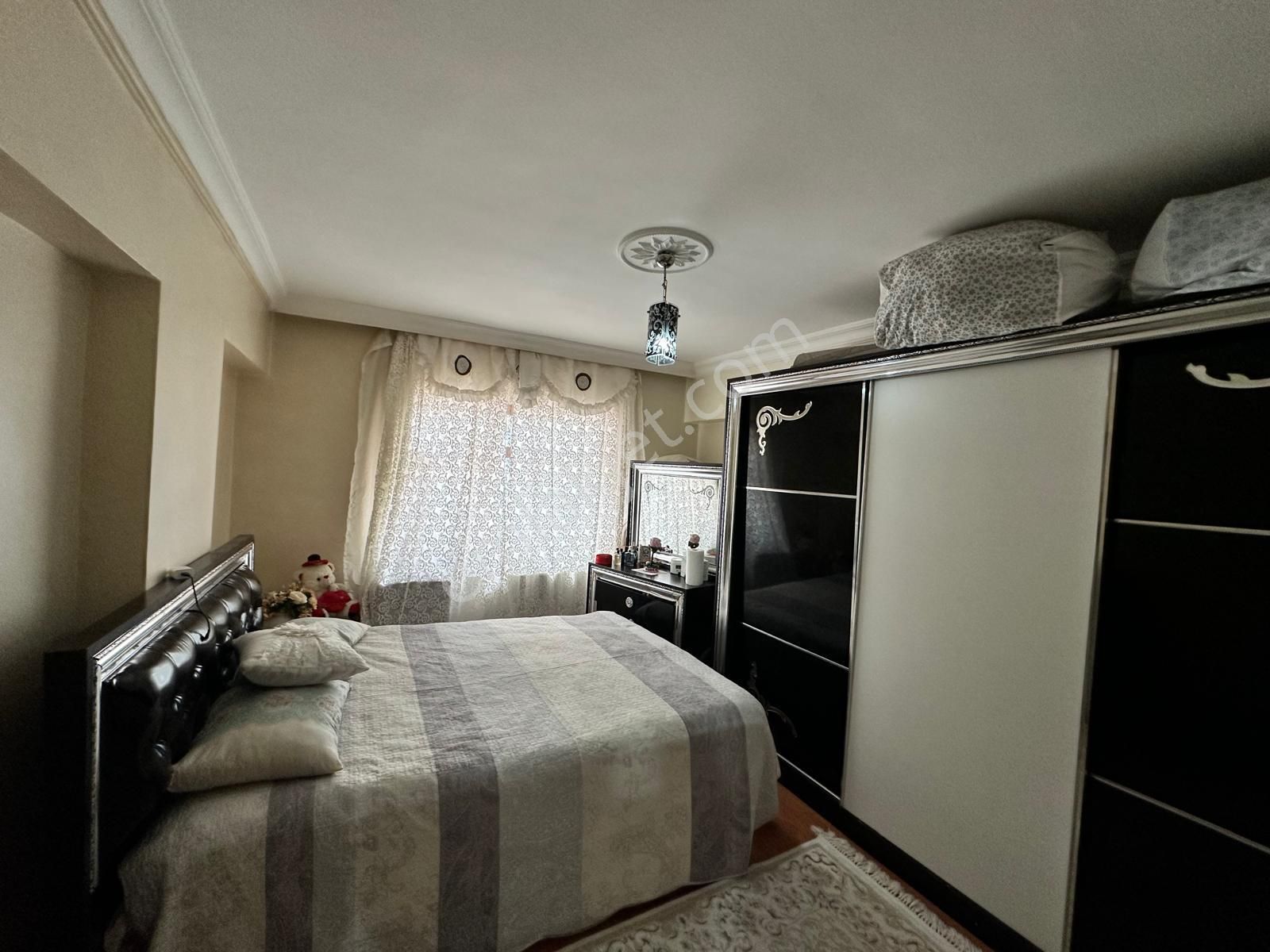 Mamak - Başak Mahallesi Şehitler Okulu Yakınında Katta 3+1 Satılık Daire !!! - Görsel 10