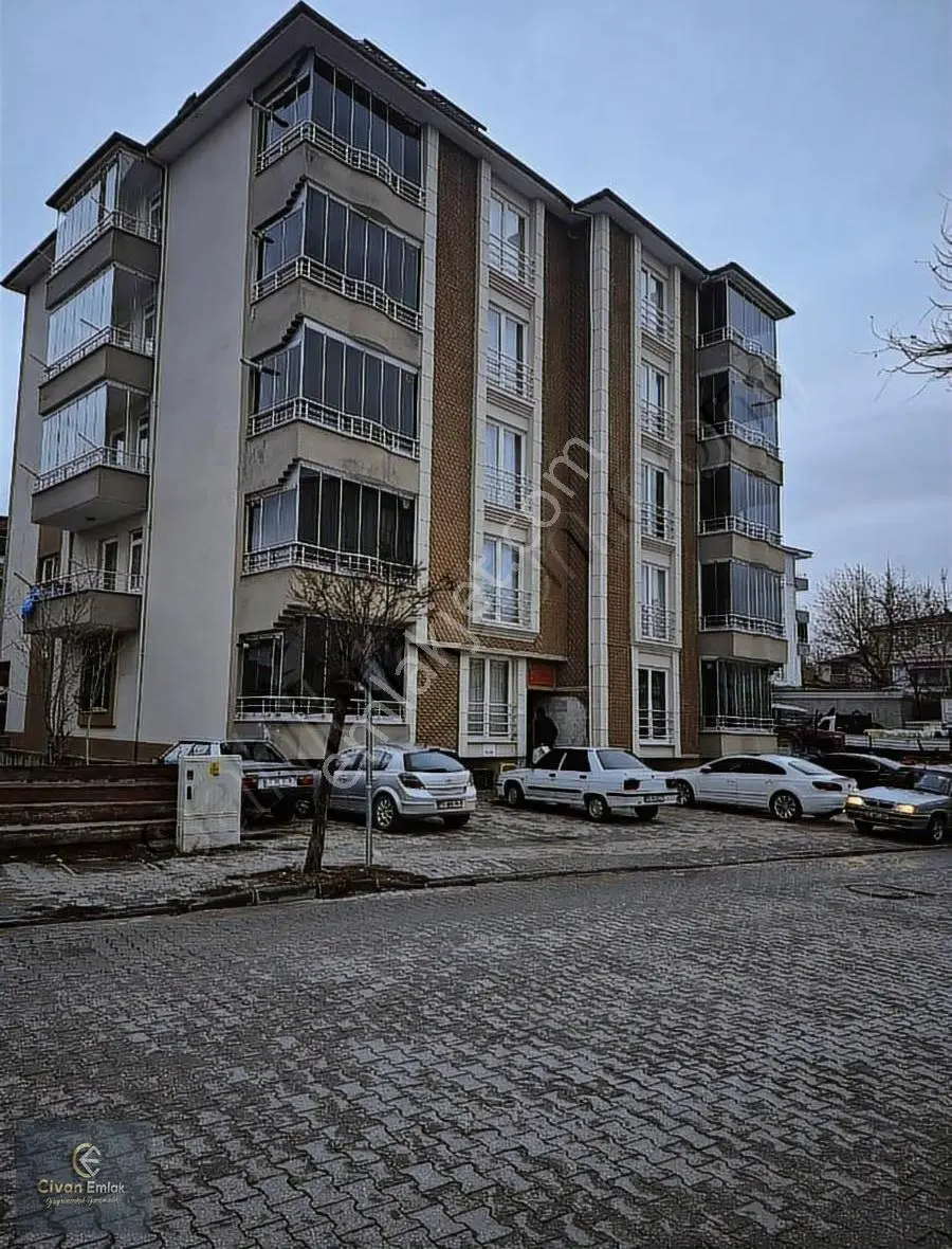 Civan Emlaktan Yeni Mahalle' De 3+1 Satılık Daire - Görsel 2