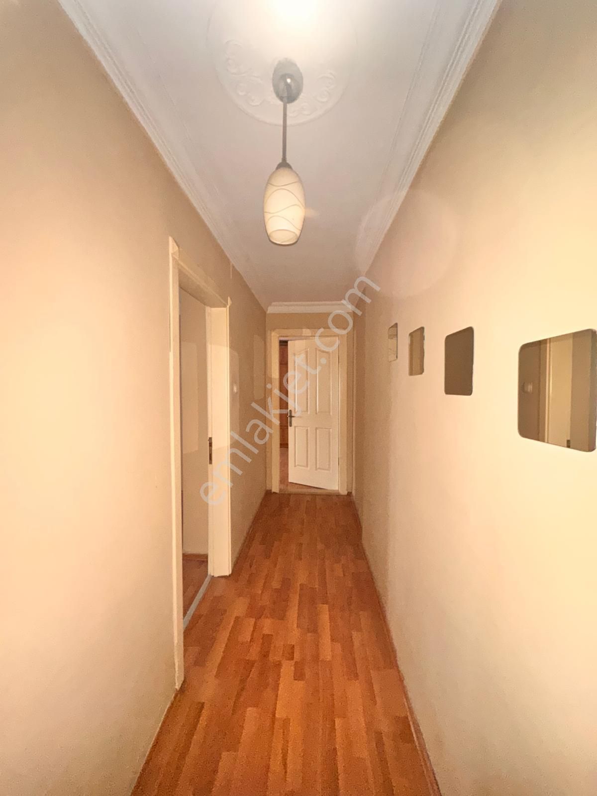 Kuşadası Kordona 2. Bina Deniz Manzaralı Geniş 2+1 - Görsel 7