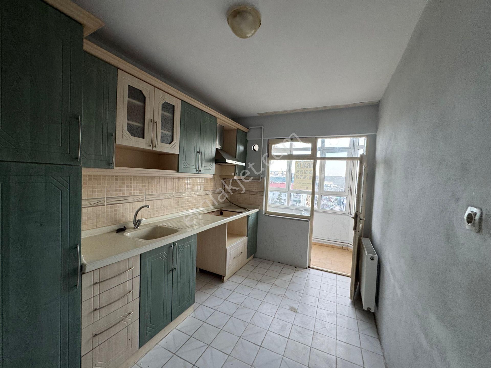 Merpa Emlak'tan Fevzi Paşa Mah Güveniş Cad Kiralık 2+1 Daire - Görsel 2