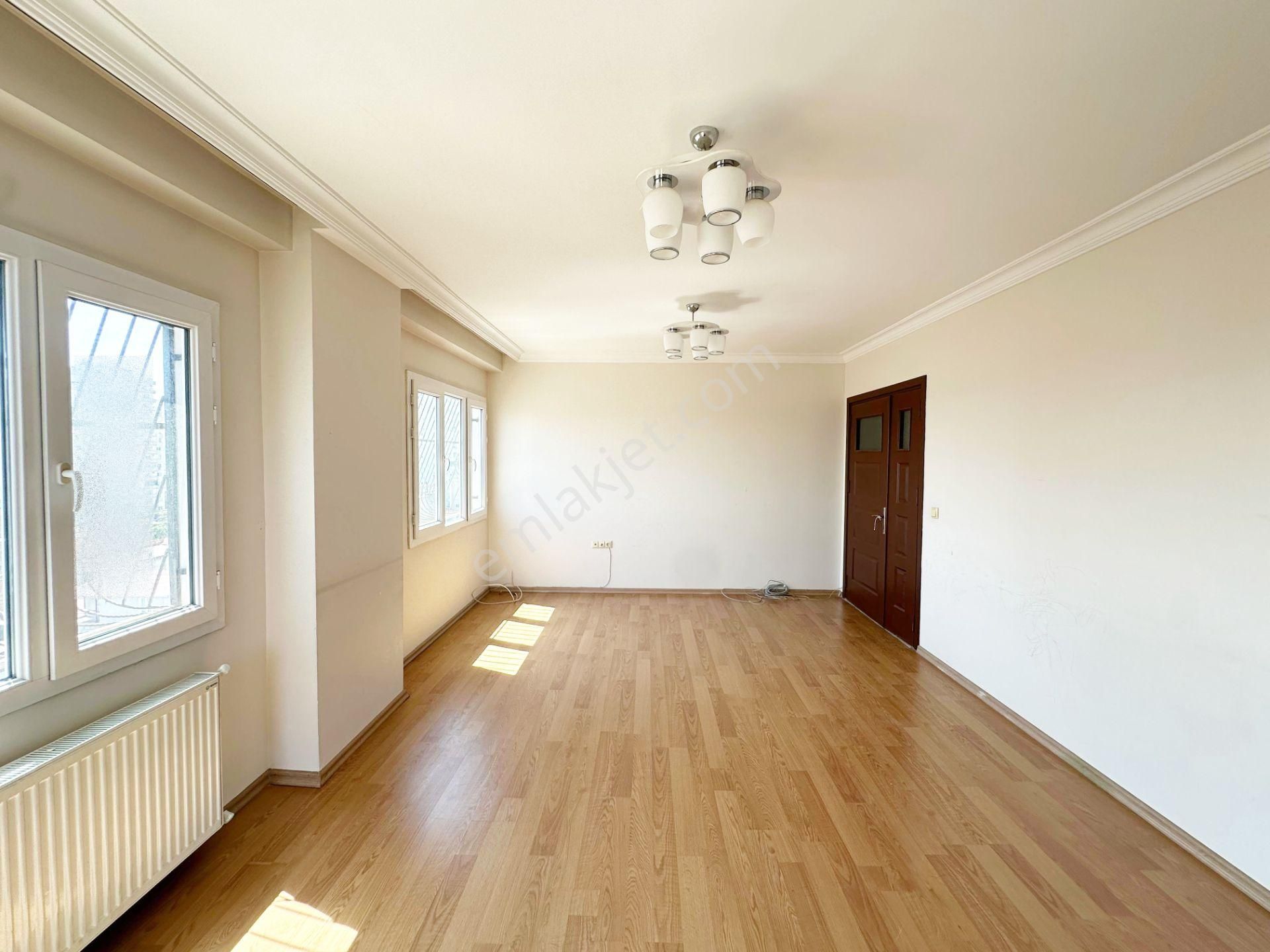 Adana Seyhan Mavi Bulvarda İnan Dondurmaya Yakın İskanlı Kapalı Mutfak 3+1 Çift Banyolu Güney Doğu - Görsel 6