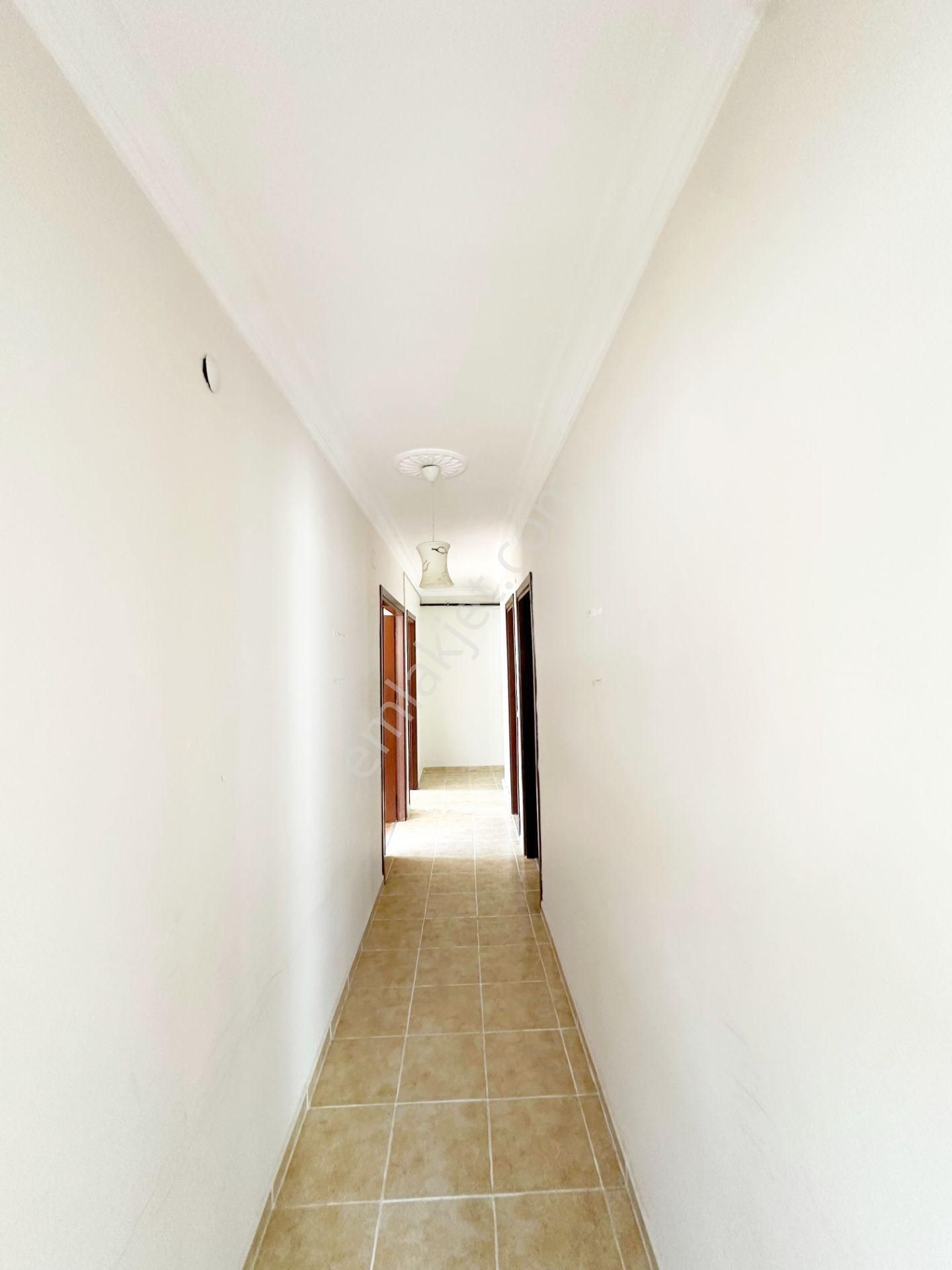 Adana Seyhan Mavi Bulvarda İnan Dondurmaya Yakın İskanlı Kapalı Mutfak 3+1 Çift Banyolu Güney Doğu - Görsel 18