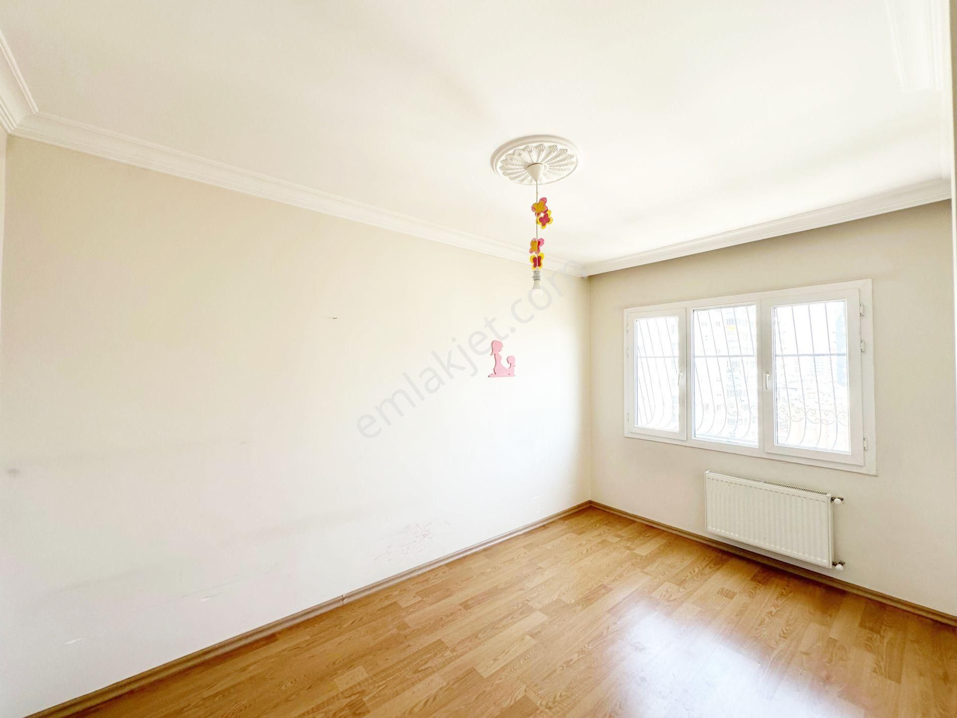 Adana Seyhan Mavi Bulvarda İnan Dondurmaya Yakın İskanlı Kapalı Mutfak 3+1 Çift Banyolu Güney Doğu - Görsel 17