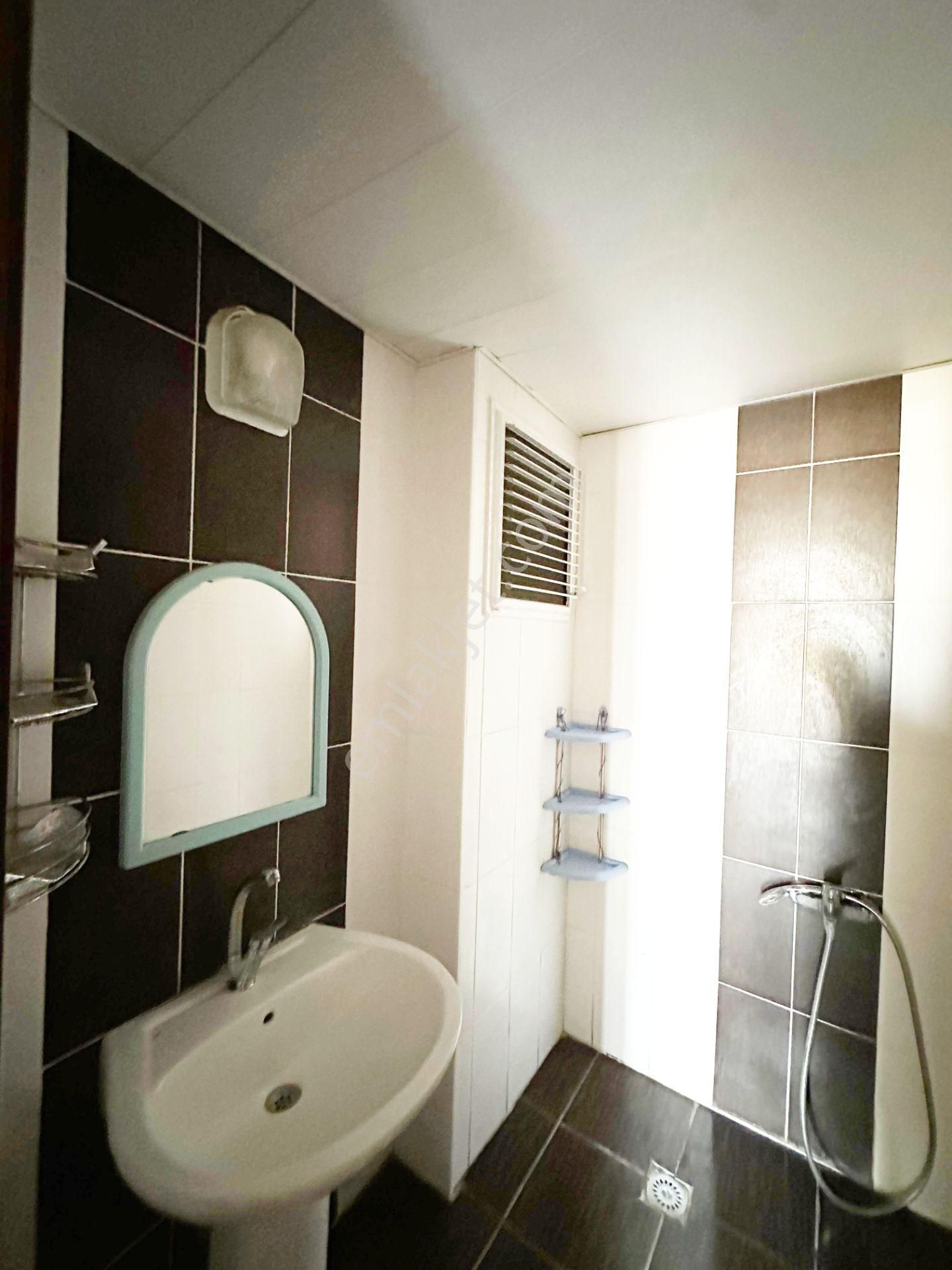 Adana Seyhan Mavi Bulvarda İnan Dondurmaya Yakın İskanlı Kapalı Mutfak 3+1 Çift Banyolu Güney Doğu - Görsel 9