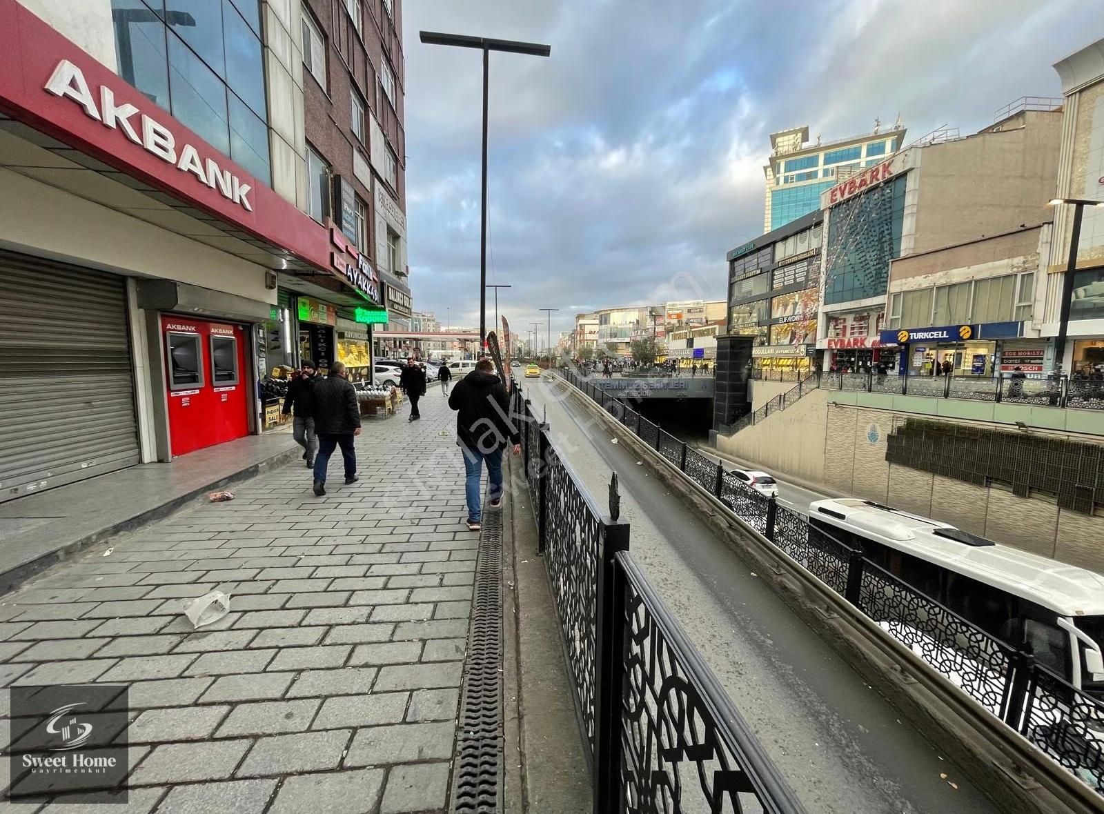 Doğan Araslı Bulvarı Cebir İşmerkezinde Satılık Cadde Cephe Ofis - Görsel 9