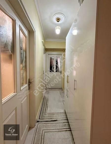 Yenibosna Merkez'de Balkonlu Asansörlü 70m2 Satılık 2+1 Daire - Görsel 7
