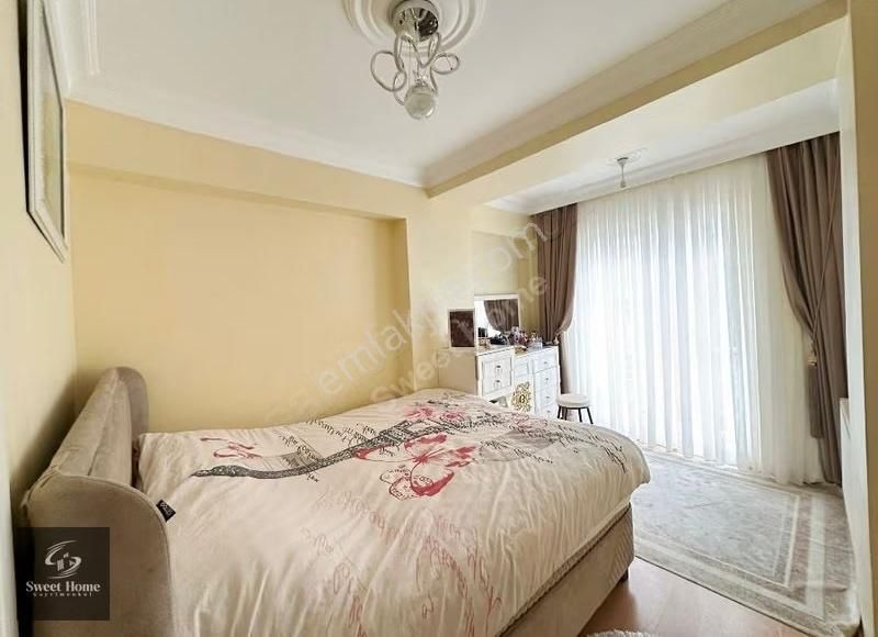 Yenibosna Merkez'de Balkonlu Asansörlü 70m2 Satılık 2+1 Daire - Görsel 16
