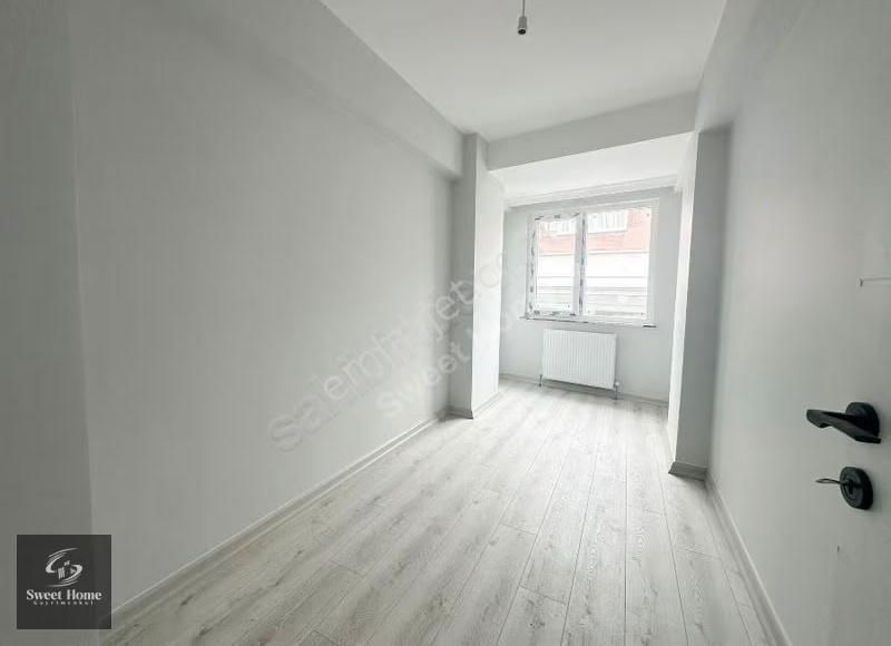 Yenibosna Zafer Mahallesi - Oturuma Hazır 80m 2+1 Satılık Daire - Görsel 18