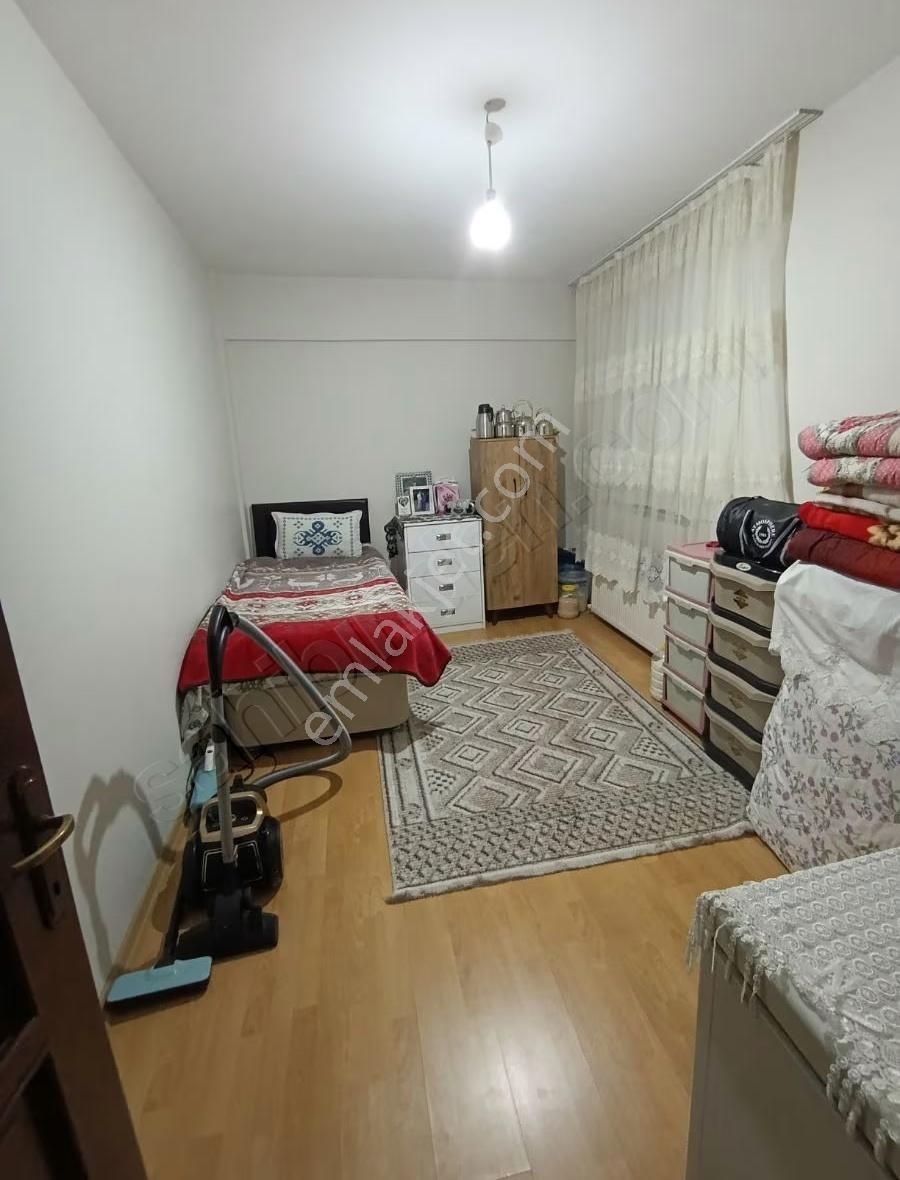 Sultanbeyli Merkezde 120 M2 3+1 Daire - Görsel 13