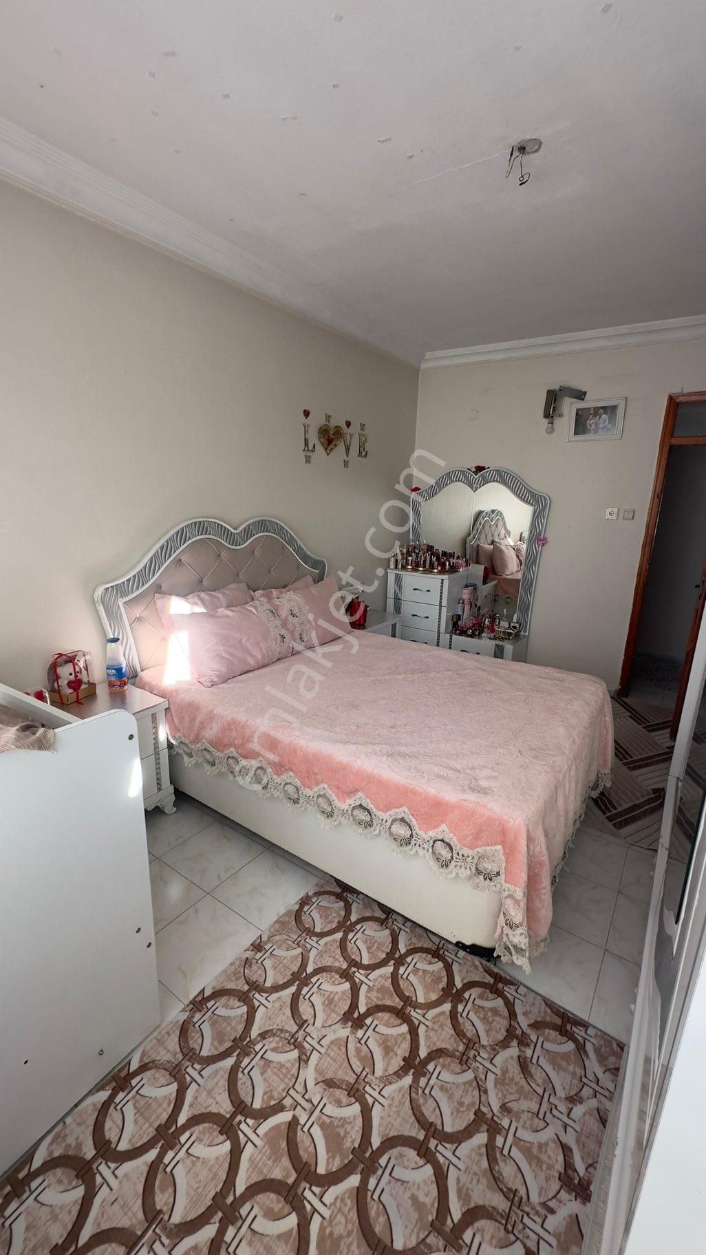 Nuray Gayrimenkulden İstiklalde Yıkım Kararsız 2+1 Kattan Bölme - Görsel 6