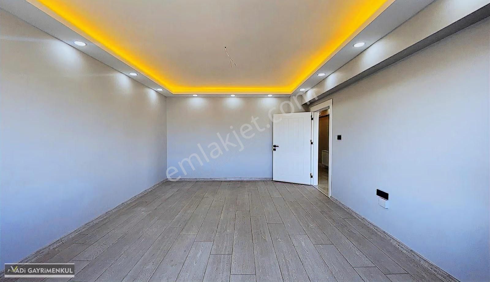 Vadi'den Hisarda - Katta- Sıfır -full Yapılı - Masrafsız - 3+1 ! - Görsel 24