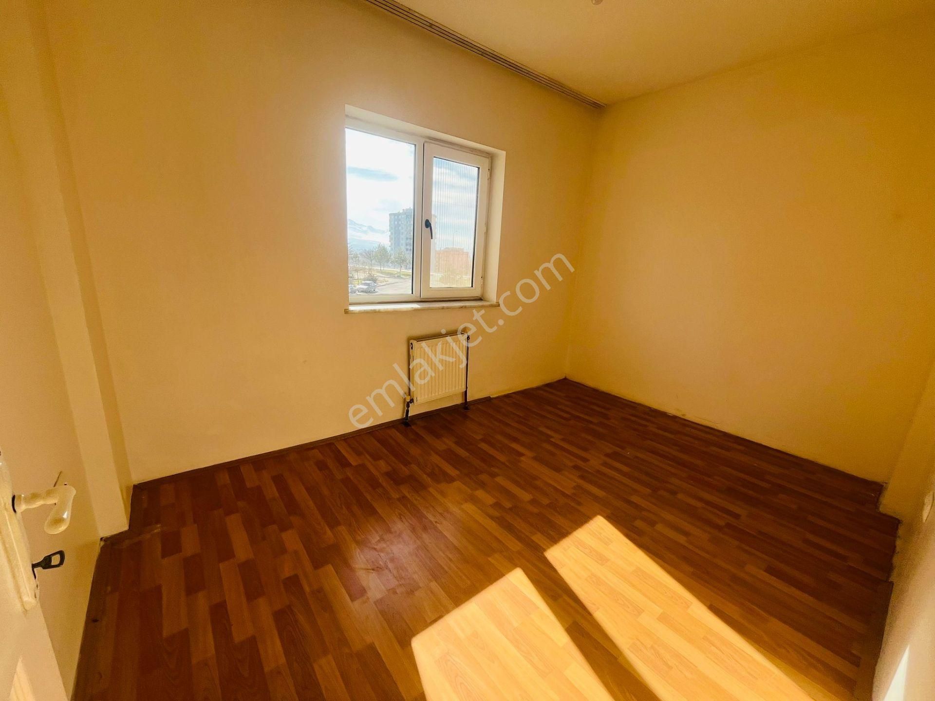 Elisa Gyo//toki Demokrasi Mah.2+1 Güney Cephe Kombili Satılık Daire - Görsel 13