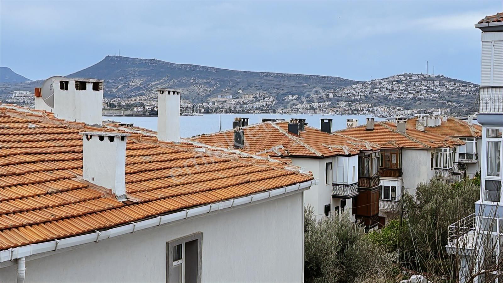 Foça'da Deniz Manzaralı 3.kat Kiralık Daire - Görsel 11