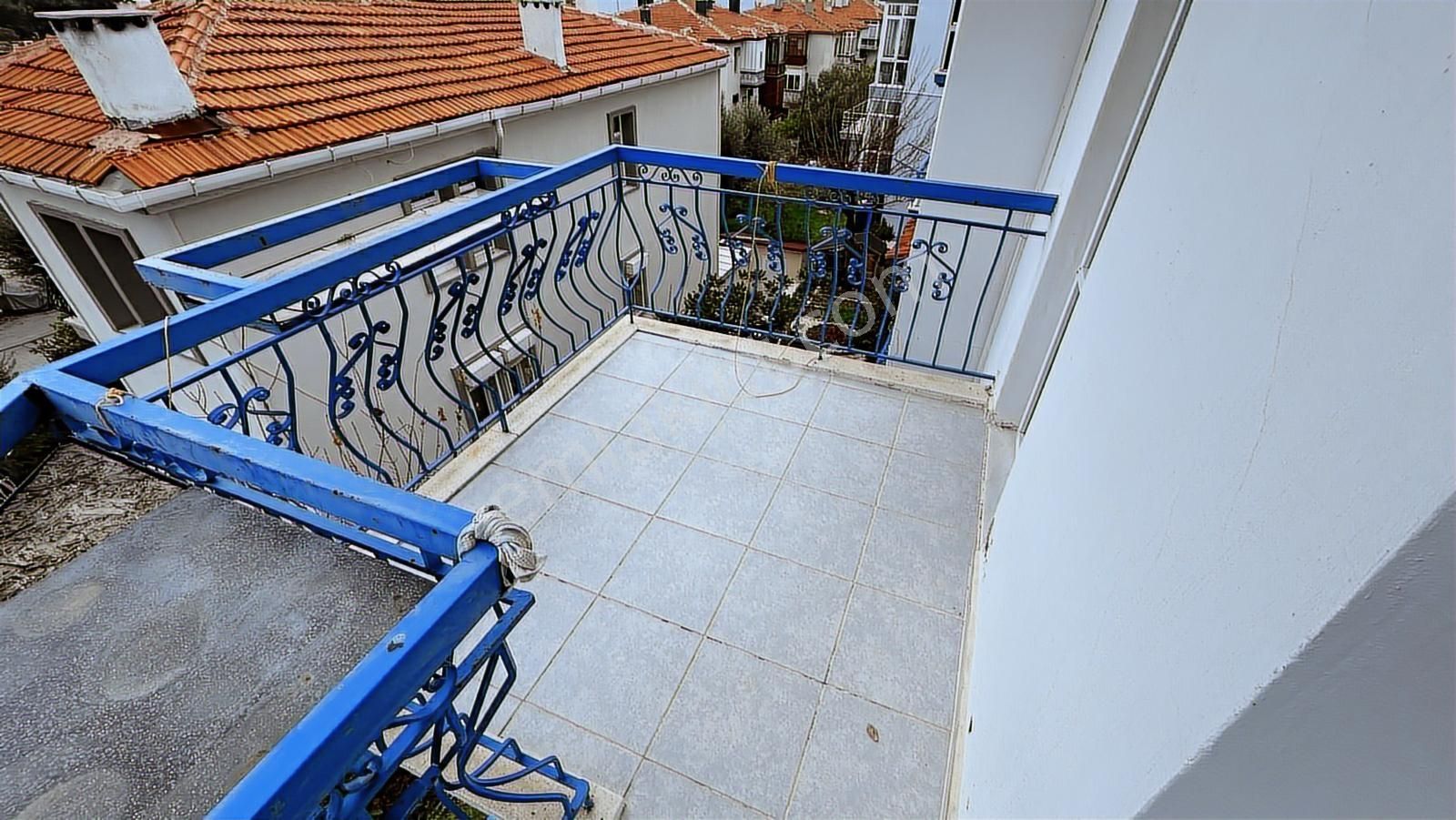 Foça'da Deniz Manzaralı 3.kat Kiralık Daire - Görsel 5