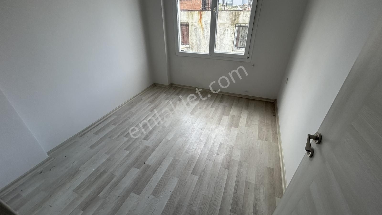 Kiralık Geniş Önü Açık Zeminkat Daire - Görsel 14