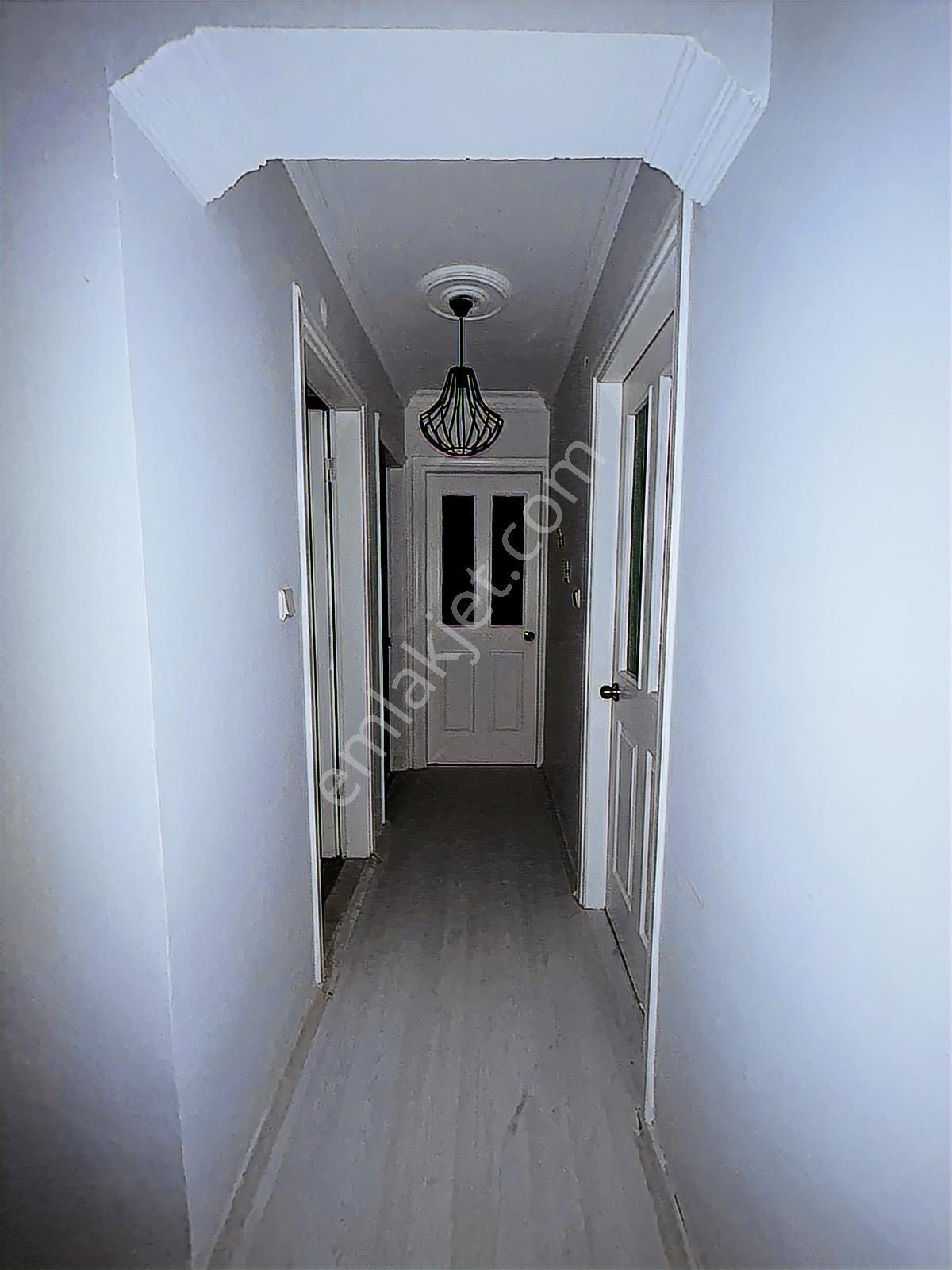 Foça Merkezde Kiralık Müstakil Ev - Görsel 5