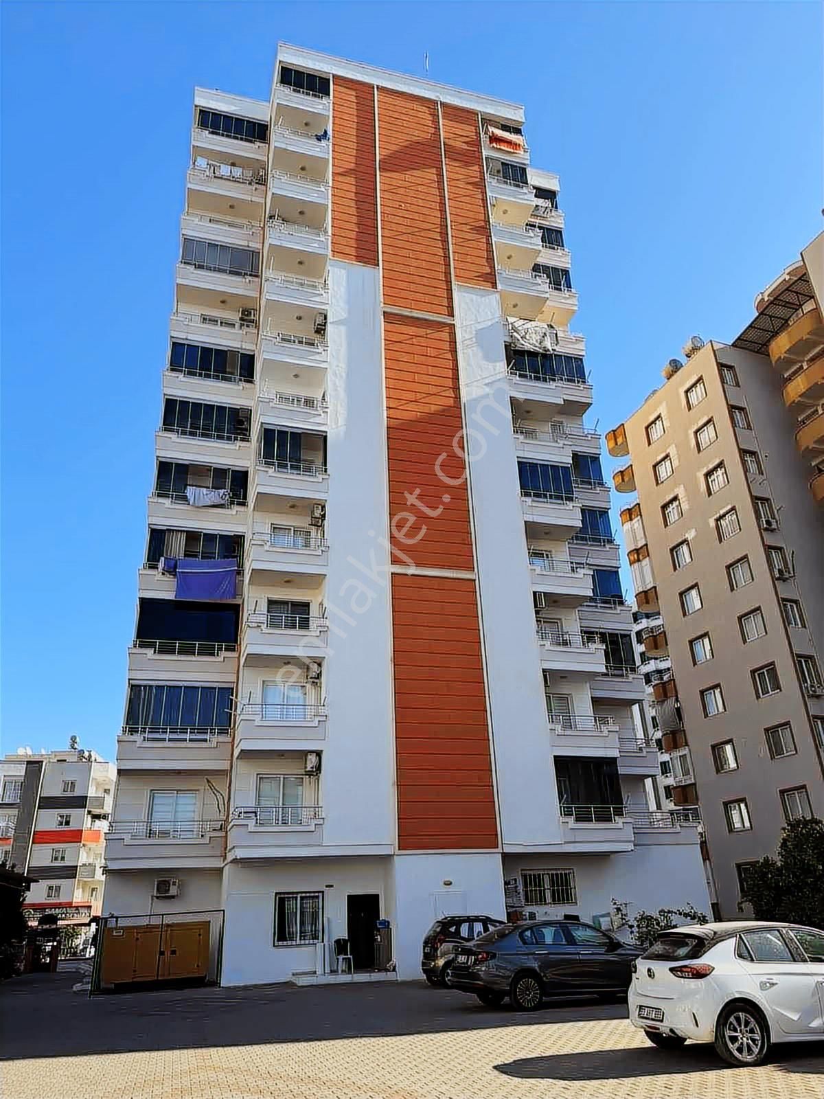 Mezitlinin En Güzel Yerinde 4+1 220m Satılık - Görsel 11