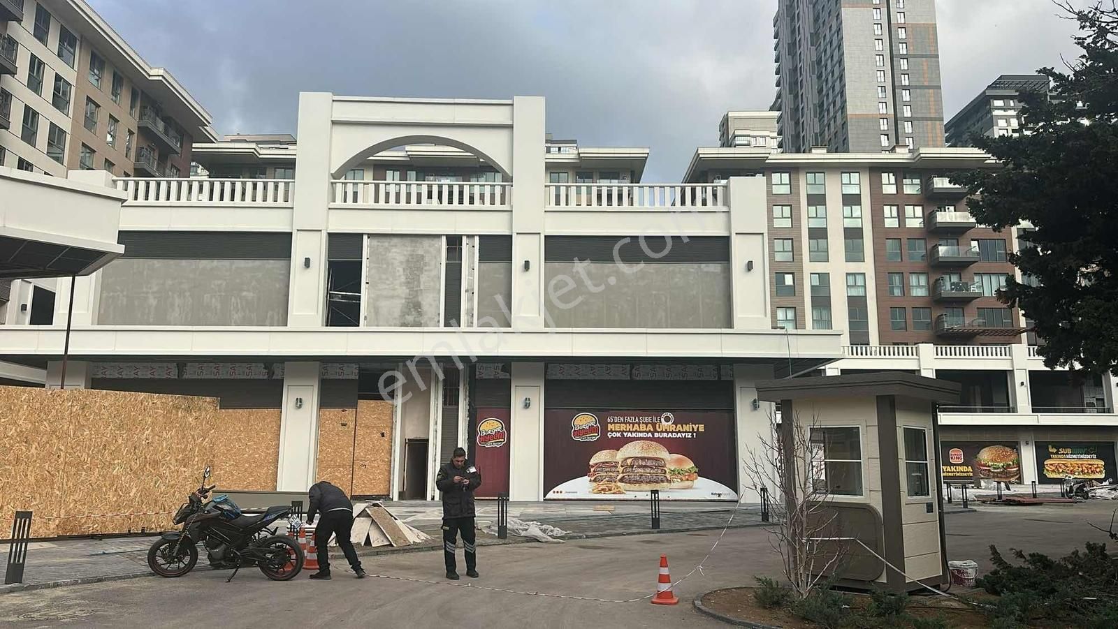 Ümraniye Alemdağ Caddesi Üzerinde Banka Kiracılı 500m Satılık - Görsel 3