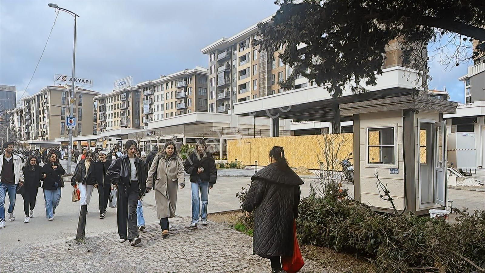 Ümraniye Alemdağ Caddesi Üzerinde Banka Kiracılı 500m Satılık - Görsel 20