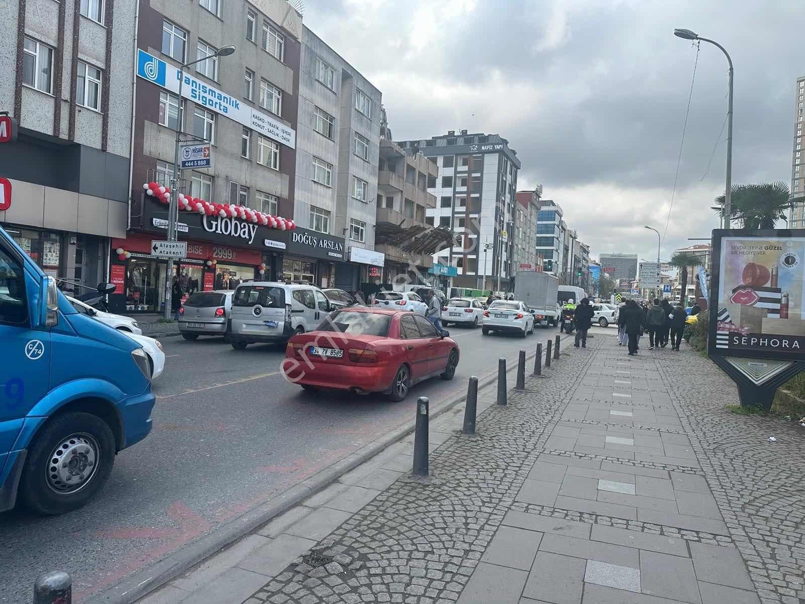 Ümraniye Alemdağ Caddesi Üzerinde Banka Kiracılı 500m Satılık - Görsel 9