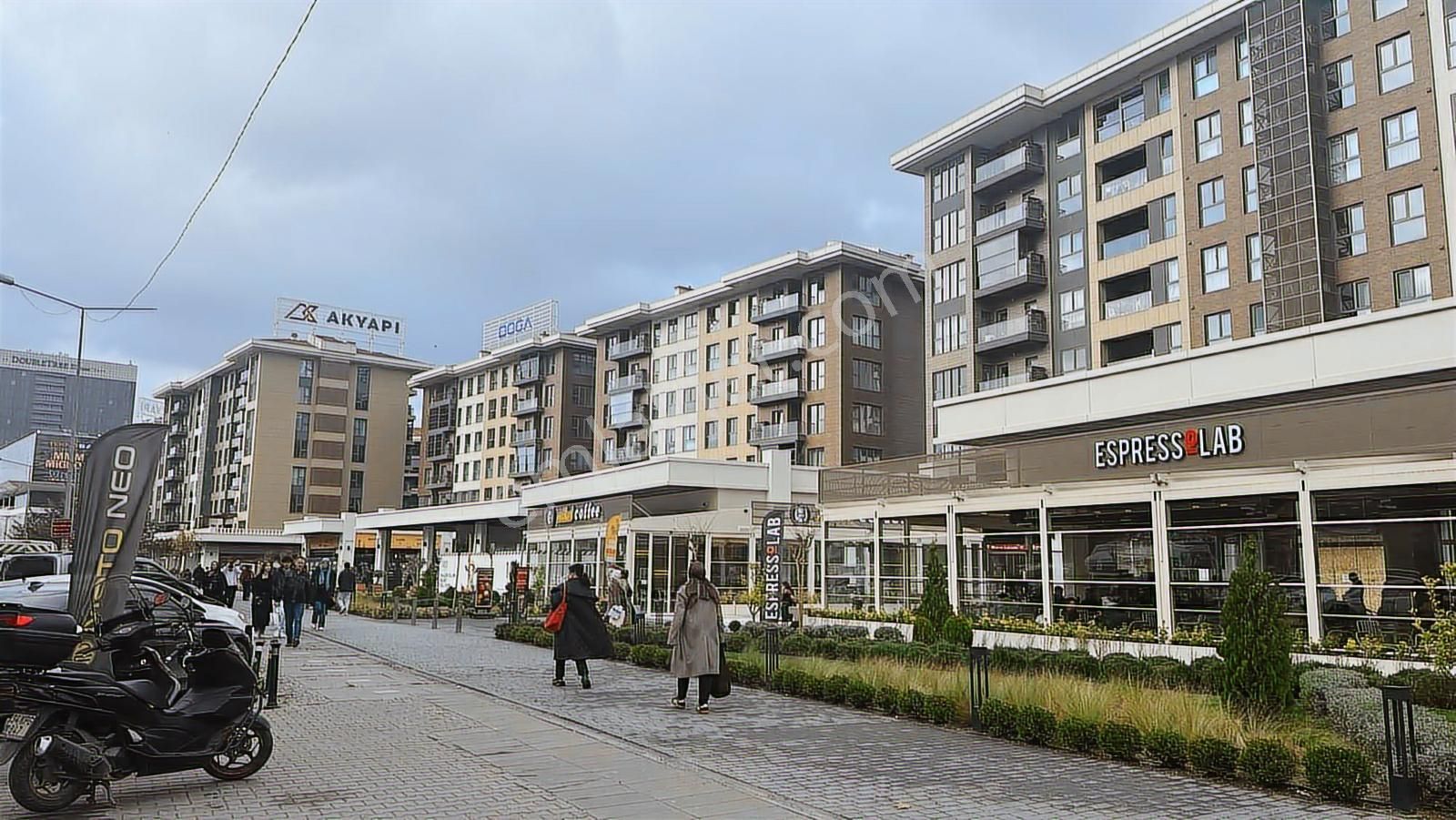 Ümraniye Alemdağ Caddesi Üzerinde Banka Kiracılı 500m Satılık - Görsel 19