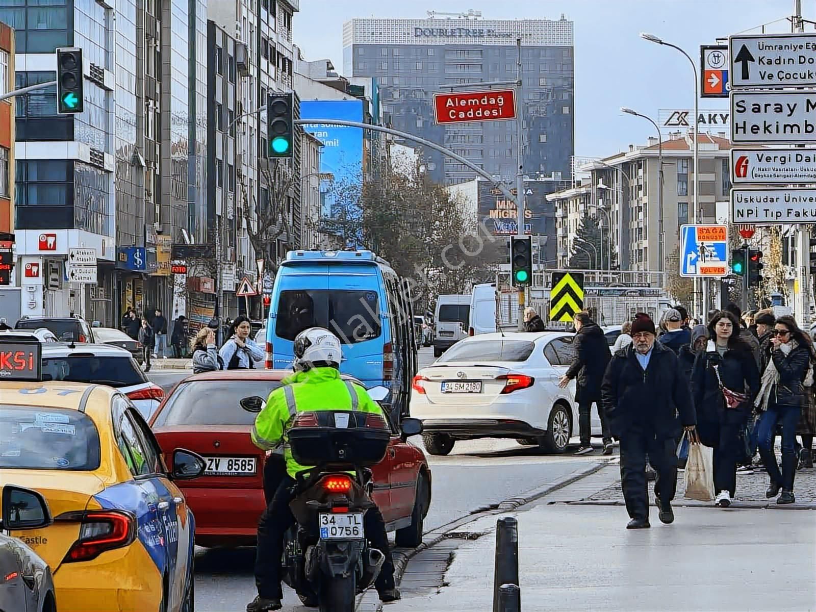 Ümraniye Alemdağ Caddesi Üzerinde Banka Kiracılı 500m Satılık - Görsel 15